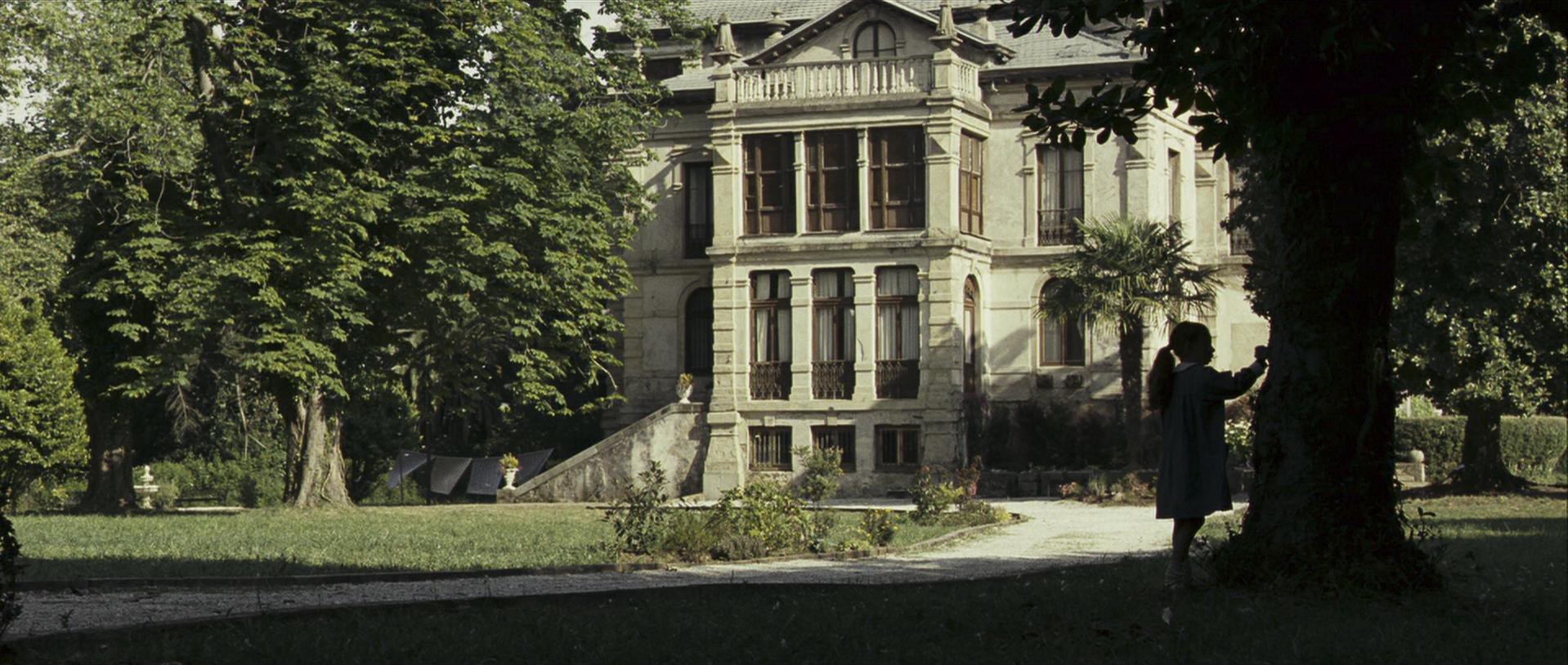 The Orphanage (2007) —  shot,  lighting