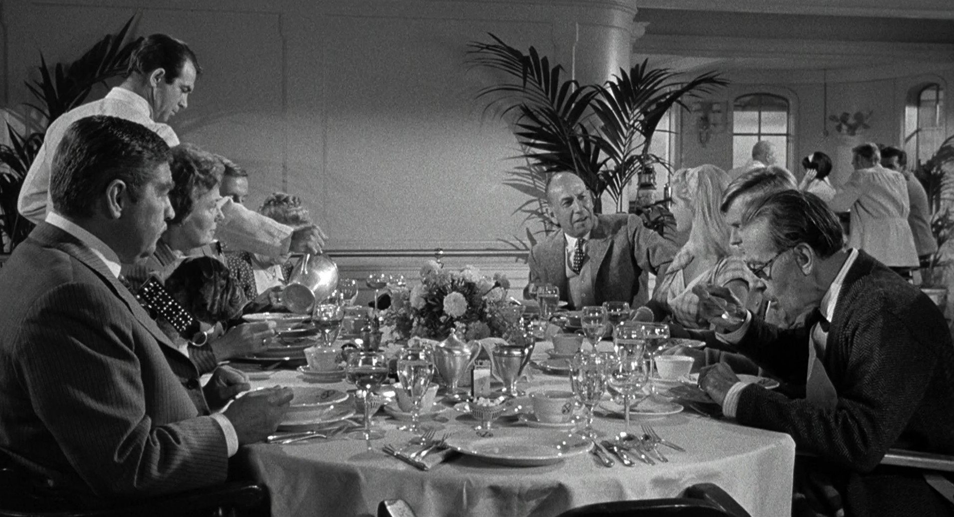 Ship of Fools (1965) —  shot,  lighting