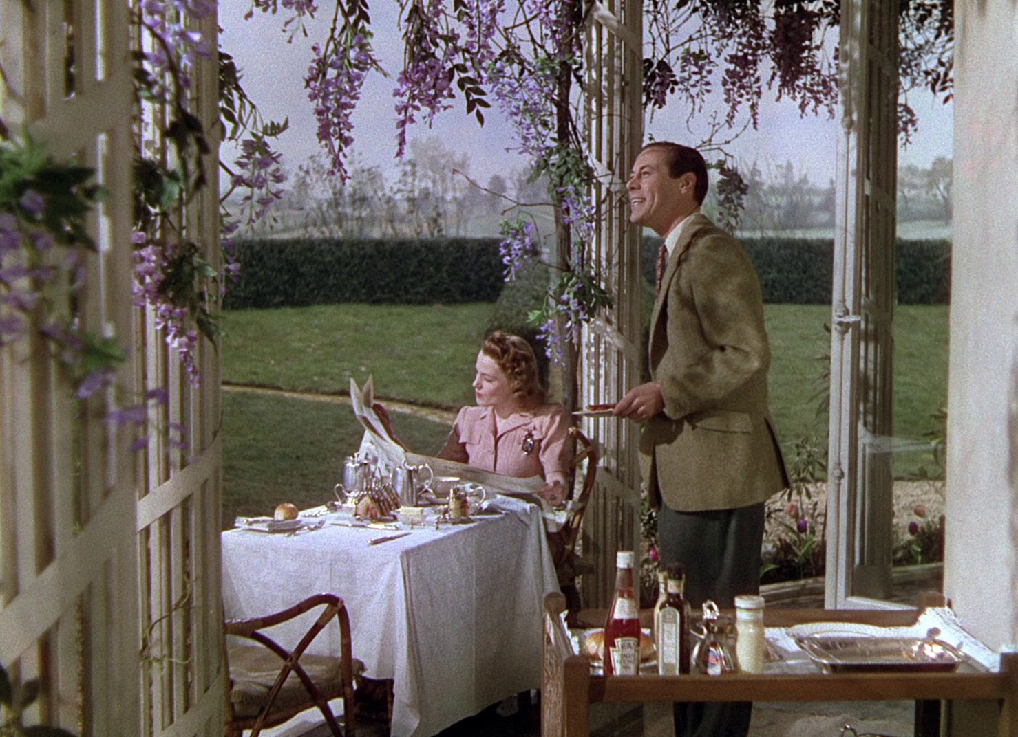 Blithe Spirit (1945) —  shot,  lighting