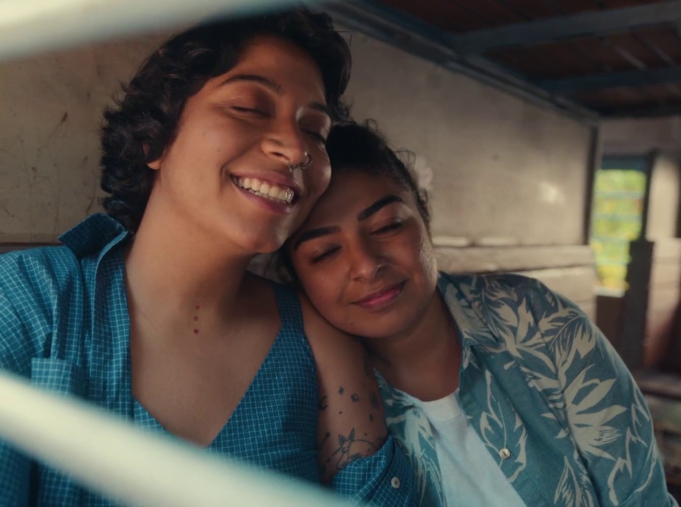 Be comfortable with uncomfortable (2024) —  shot,  lighting