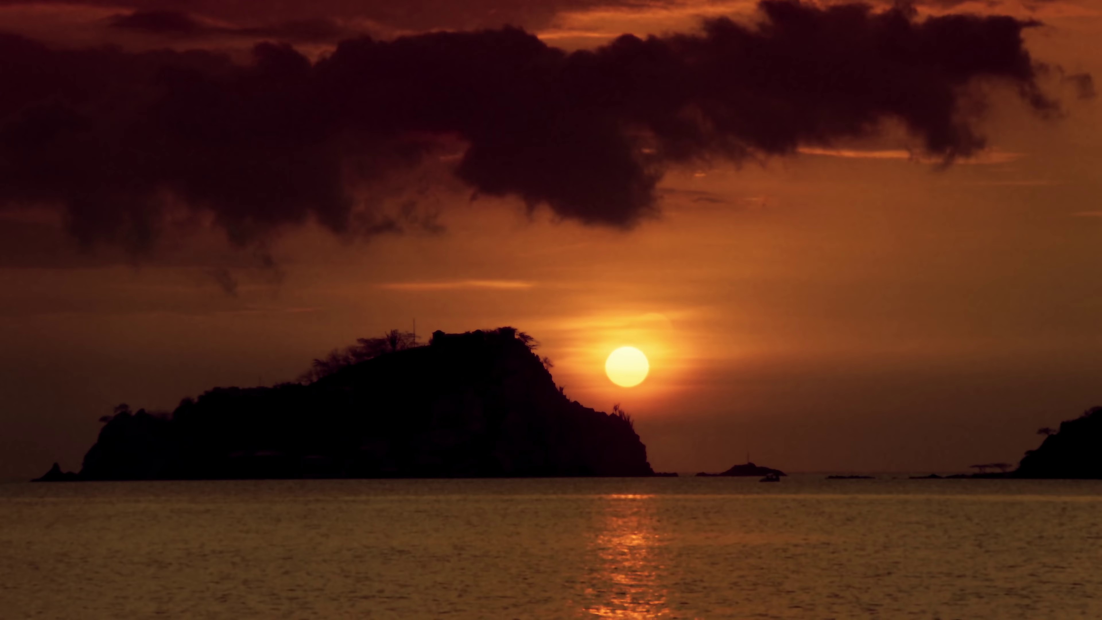 La Tierra del Olvido (2015) —  shot,  lighting