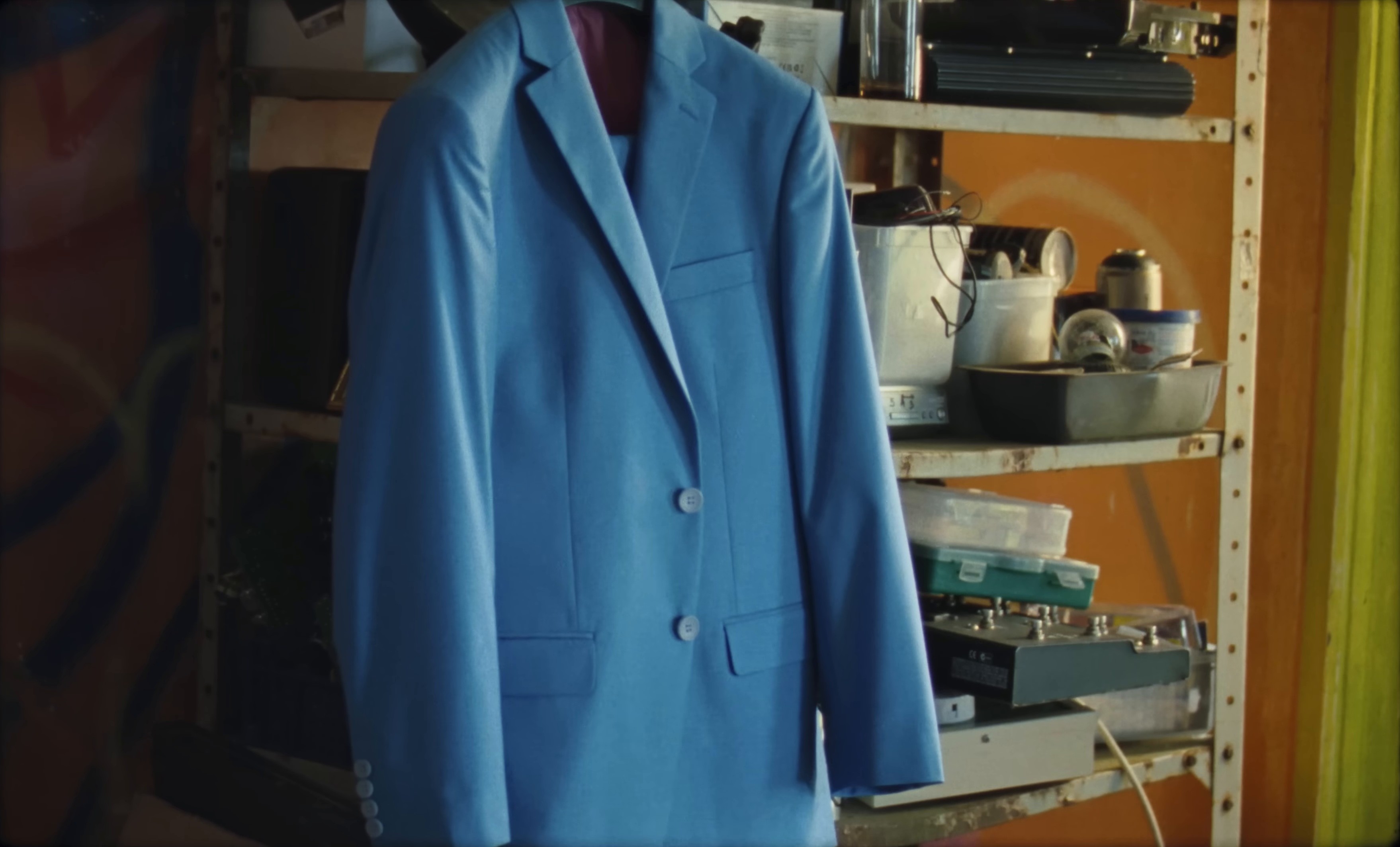 Bug (2024) —  shot,  lighting