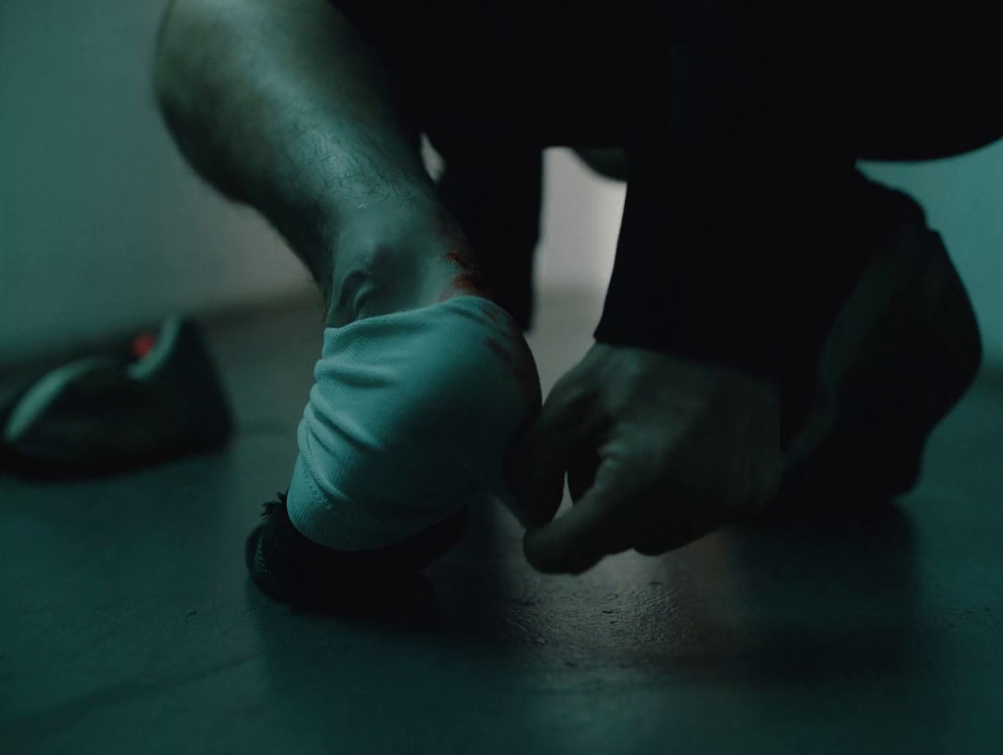 Oakley | Running Sucks (2023) —  shot,  lighting