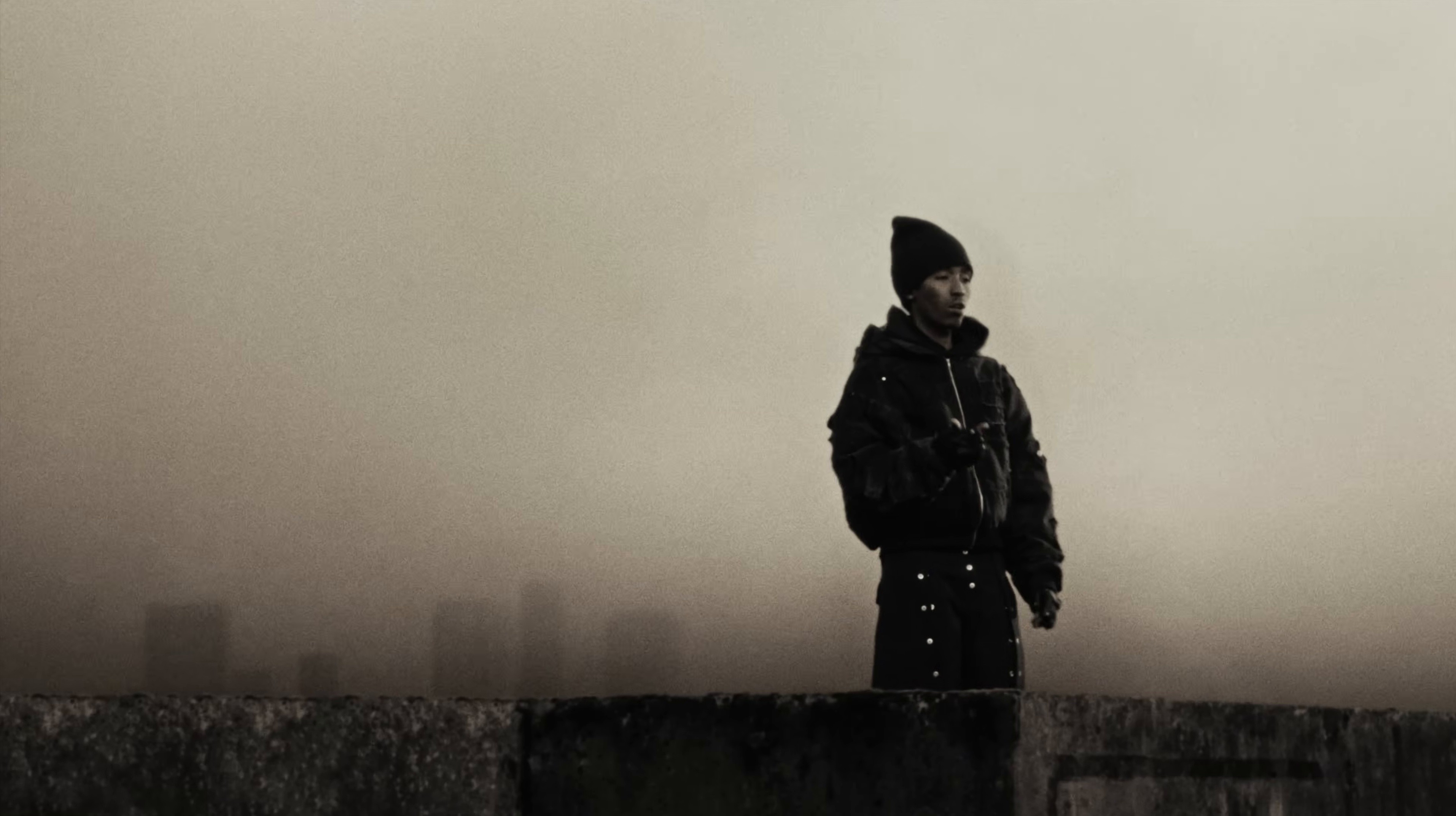 MAL AIMÉS (2026) —  shot,  lighting