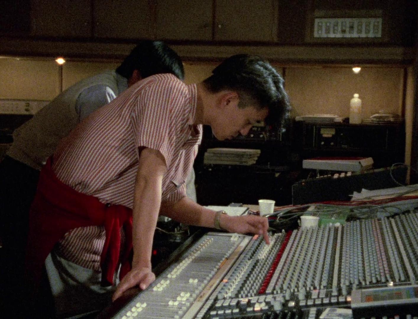 Tokyo melody: un film sur Ryuichi Sakamoto (1985) —  shot,  lighting
