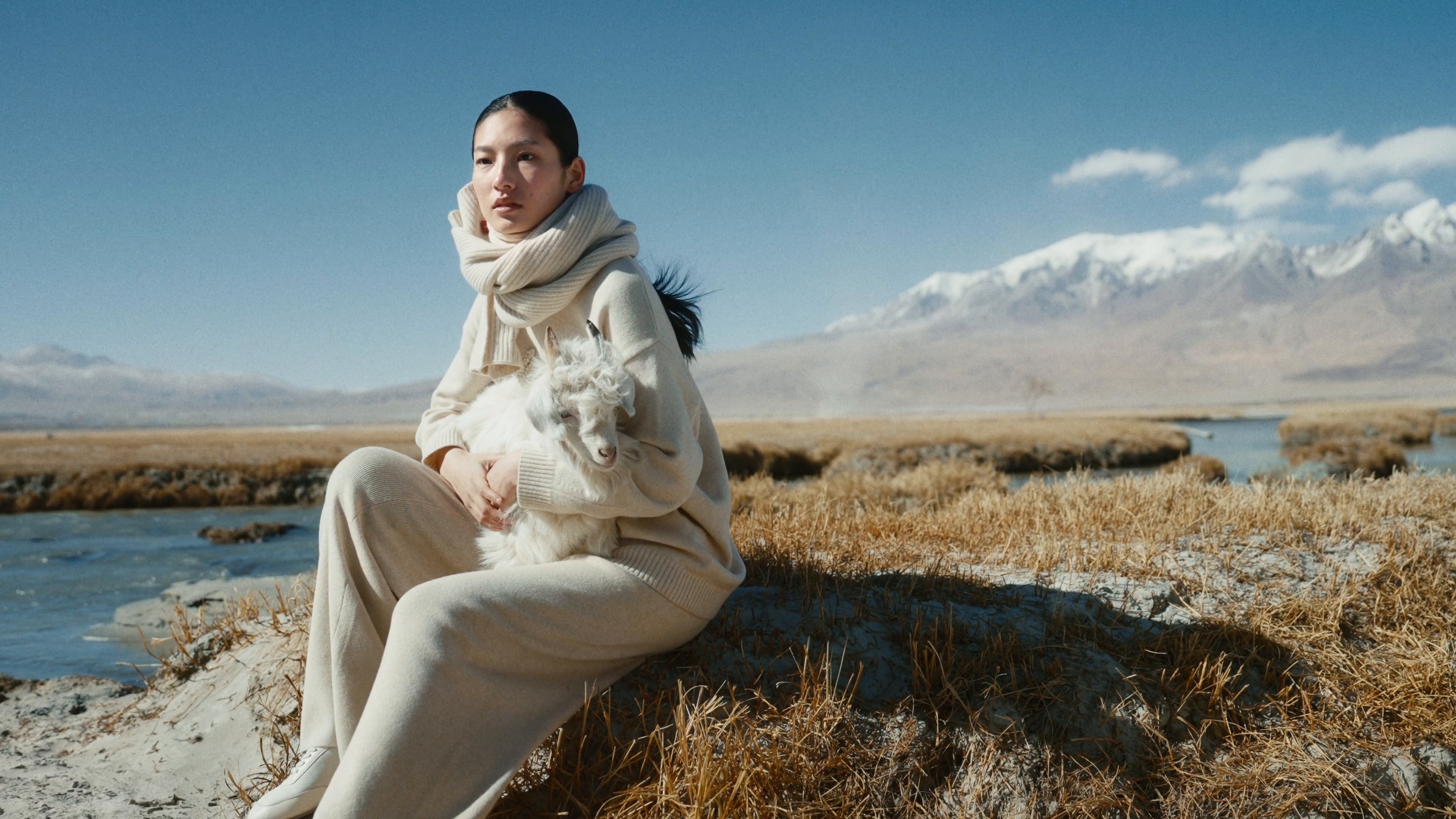 Island in the Poem - Erdos1980 (2024) —  shot,  lighting