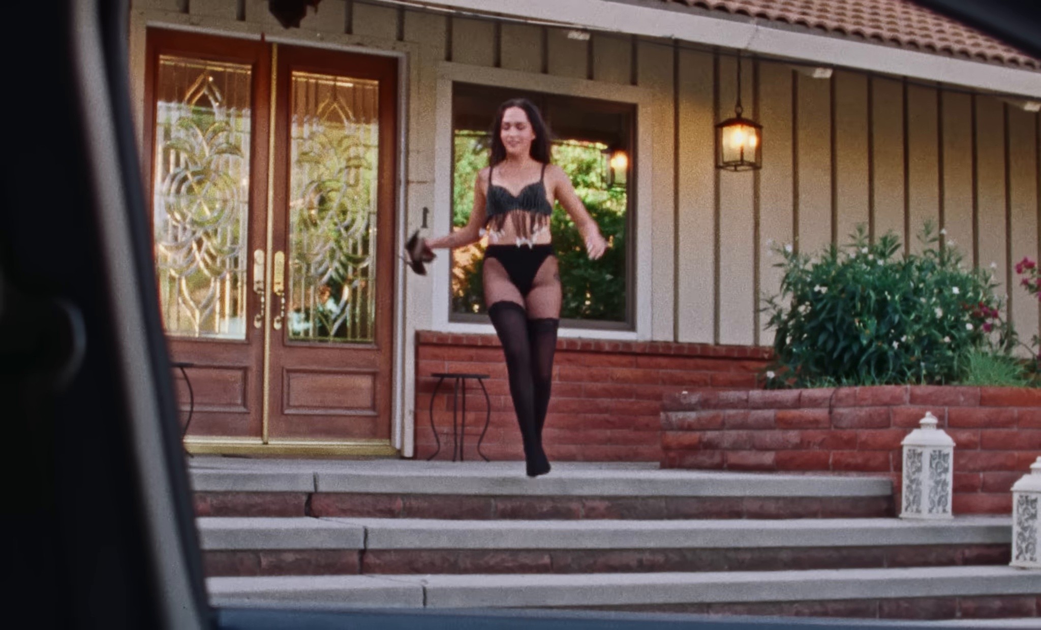 Rearview  (2025) —  shot,  lighting