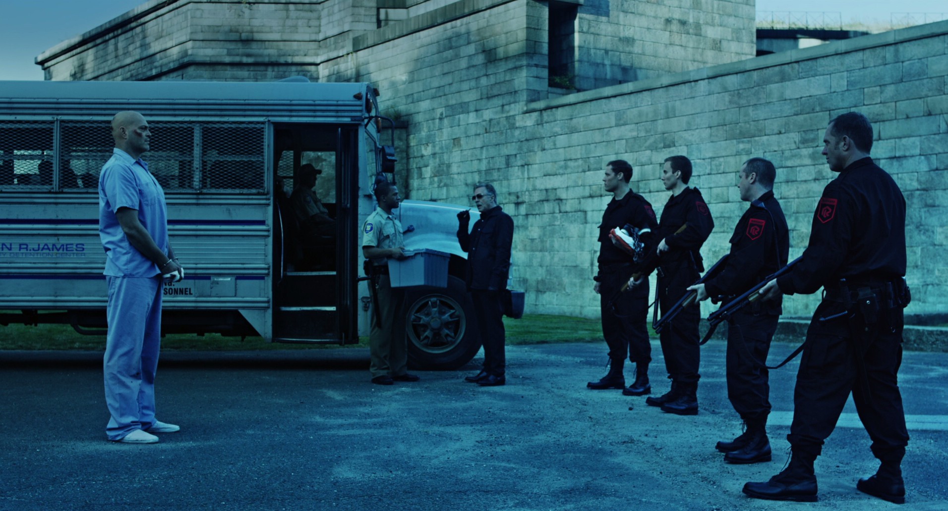 Brawl in Cell Block 99 (2017) —  shot,  lighting