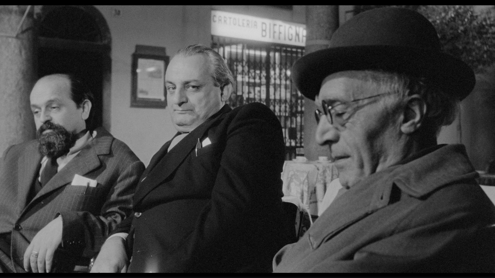 Il maestro di Vigevano (1963) —  shot,  lighting