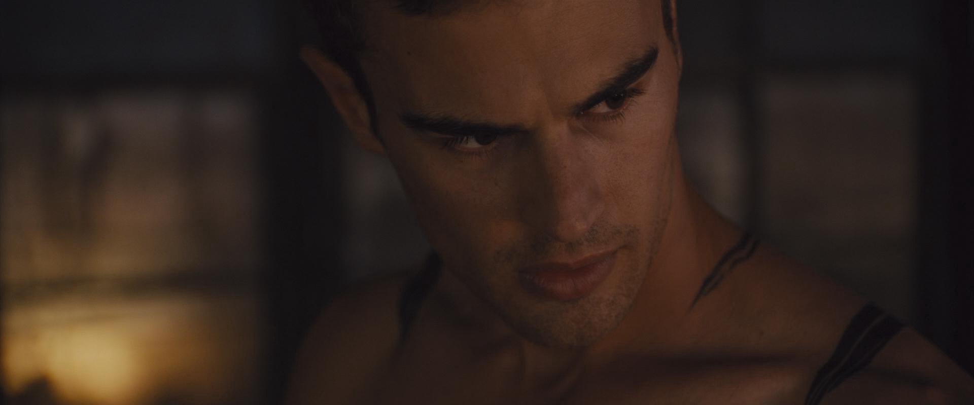 Divergent (2014) —  shot,  lighting