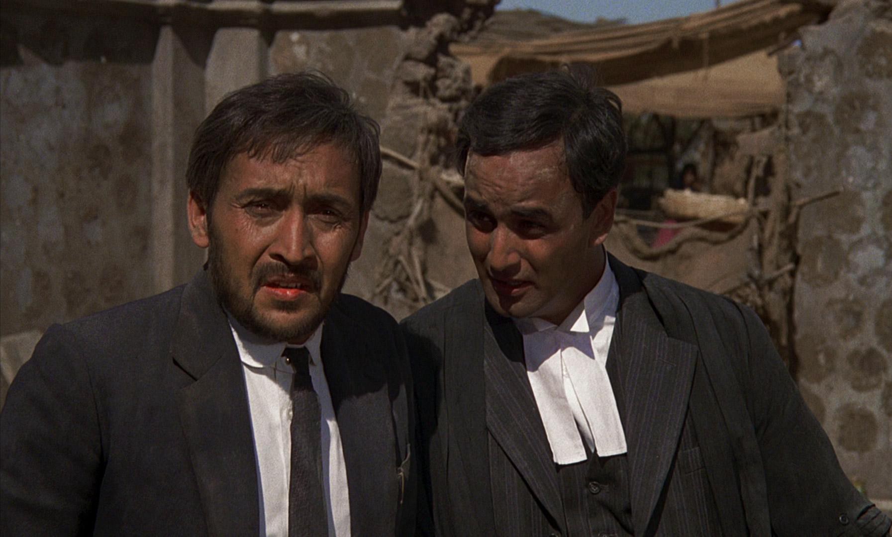 A Passage to India (1984) —  shot,  lighting