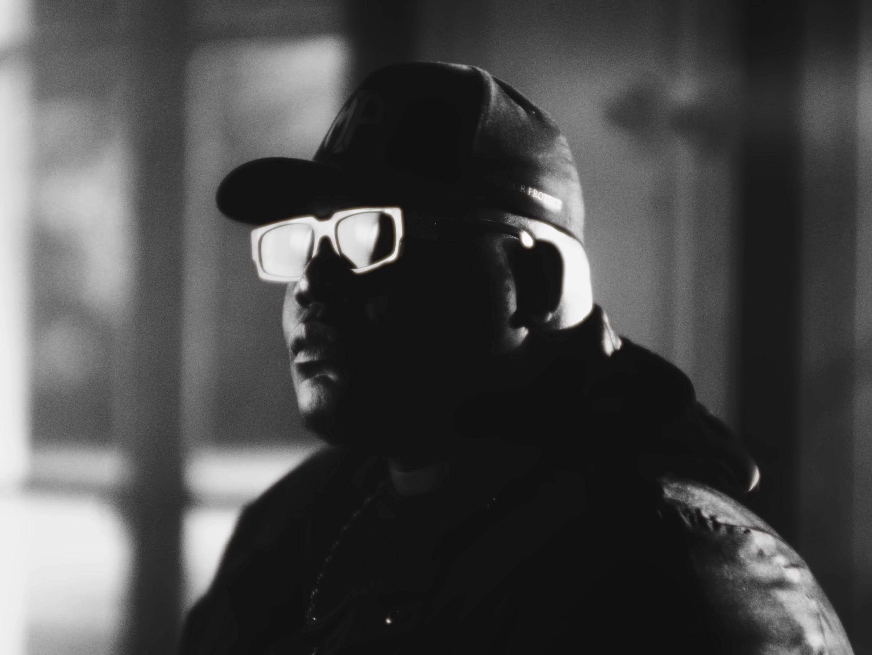 MERCI (2024) —  shot,  lighting