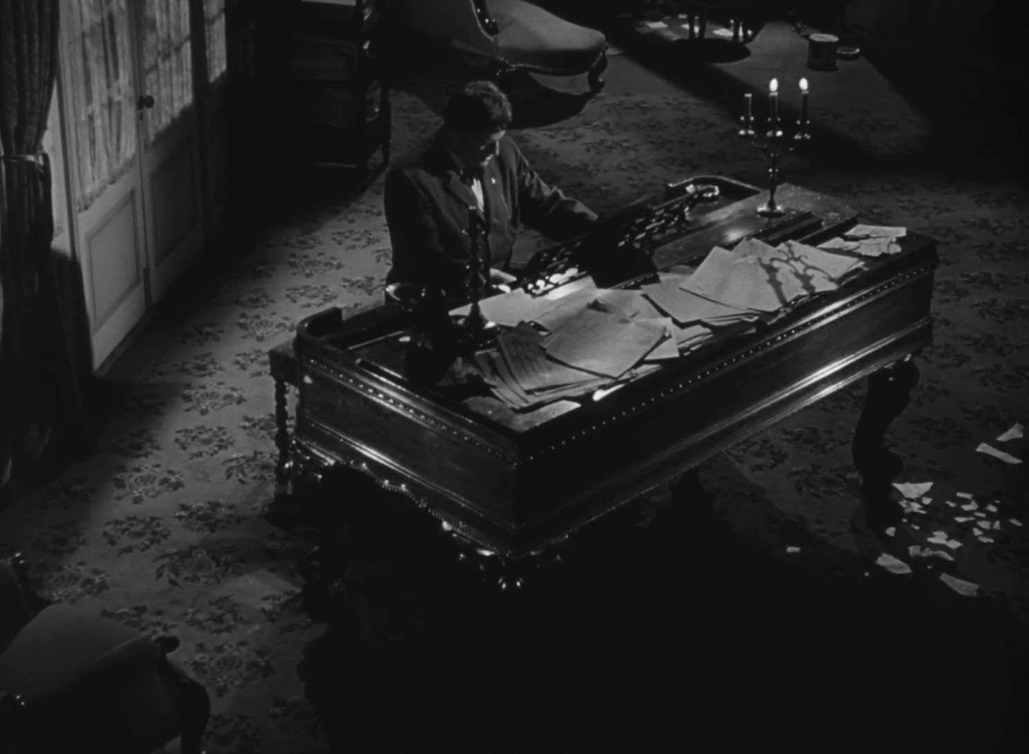 Hangover Square (1945) —  shot,  lighting