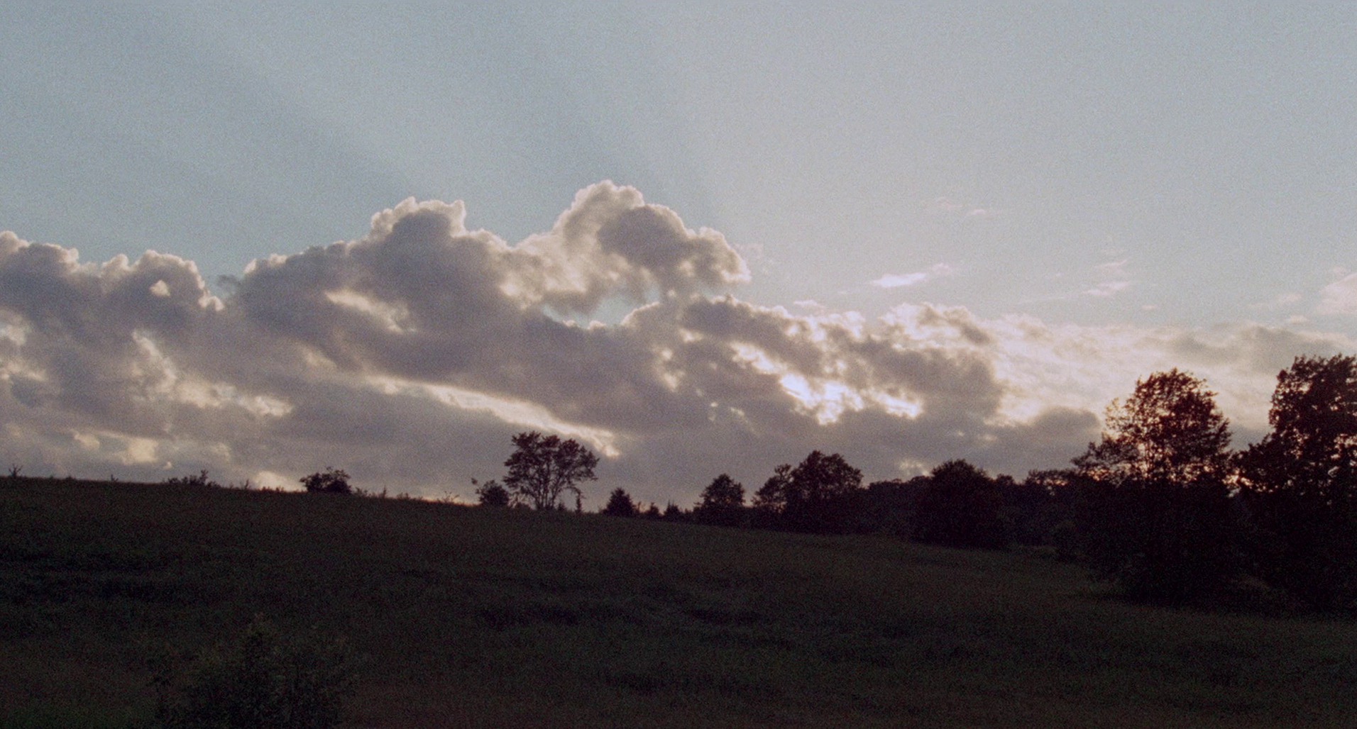 Dark August (1976) —  shot,  lighting