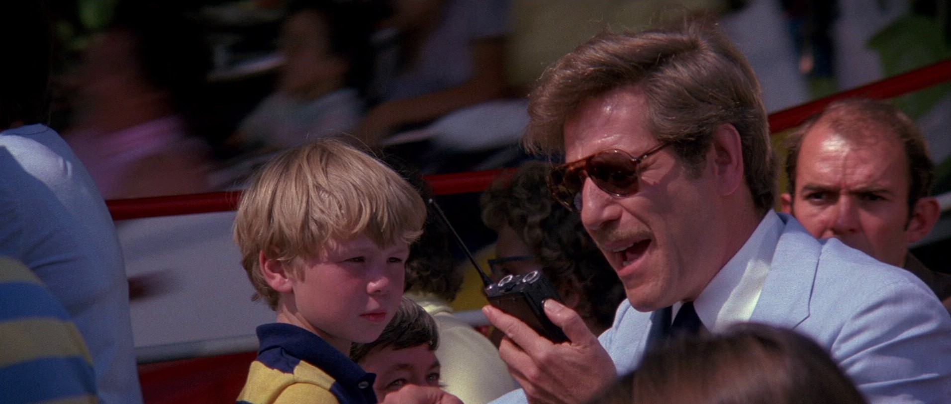 Rollercoaster (1977) —  shot,  lighting
