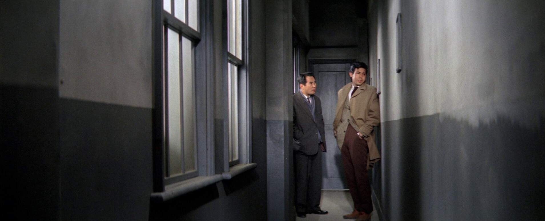 Detective Bureau 2-3: Go to Hell Bastards! (1963) —  shot,  lighting