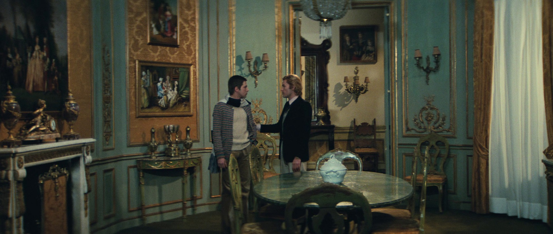 Conversation Piece (1974) —  shot,  lighting