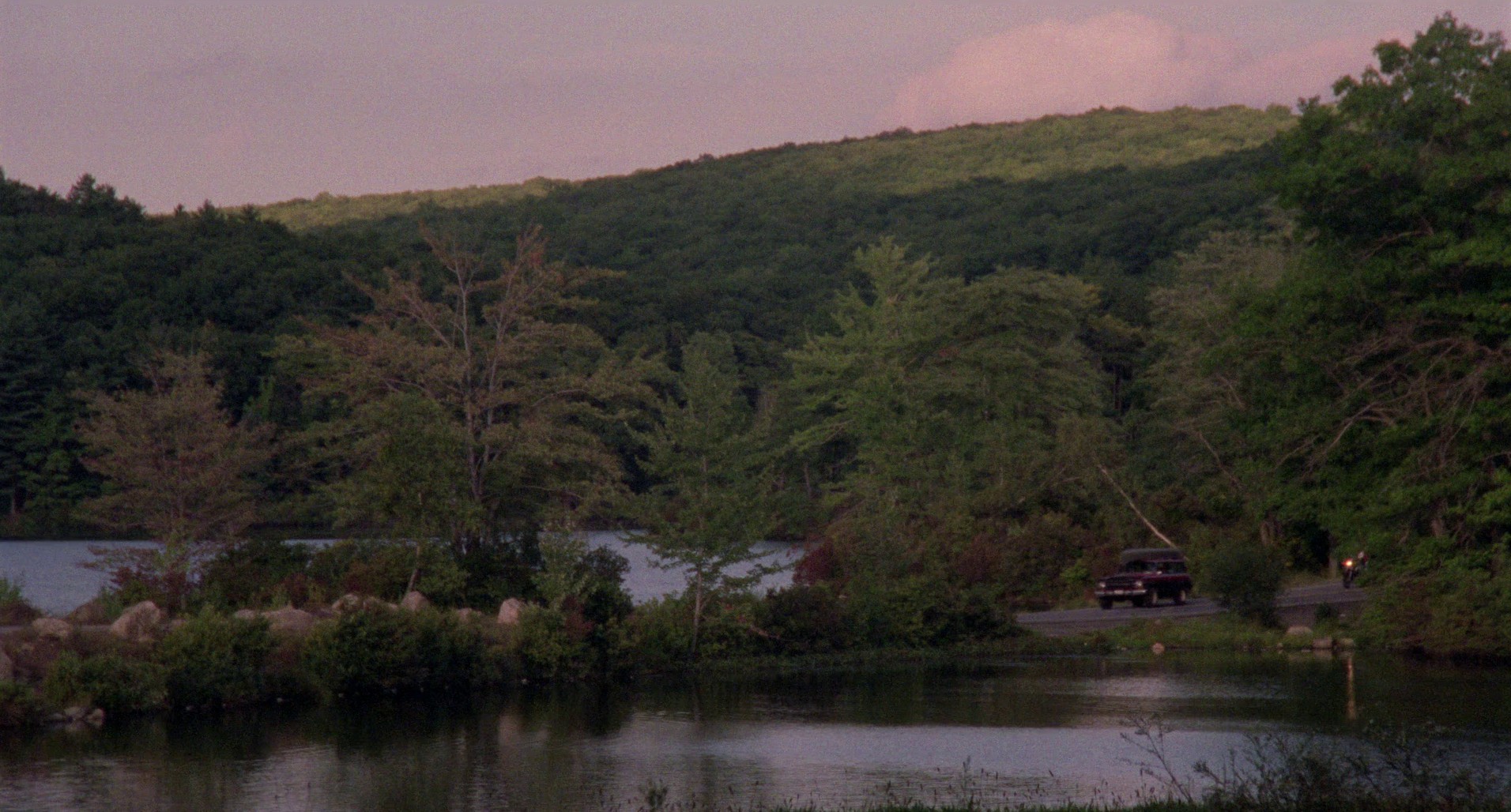 Deadly Manor (1990) —  shot,  lighting