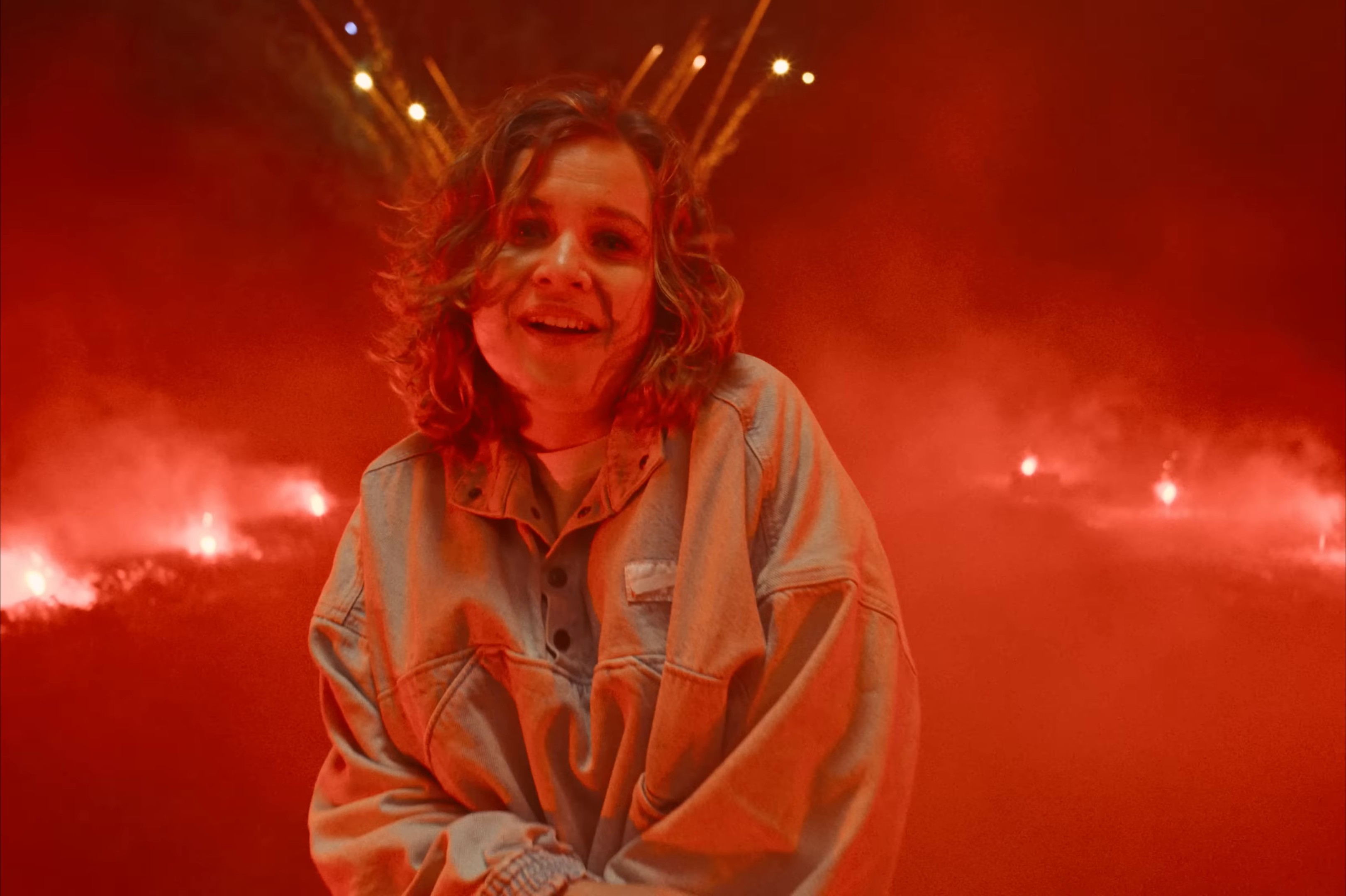 Multicolore (2024) —  shot,  lighting