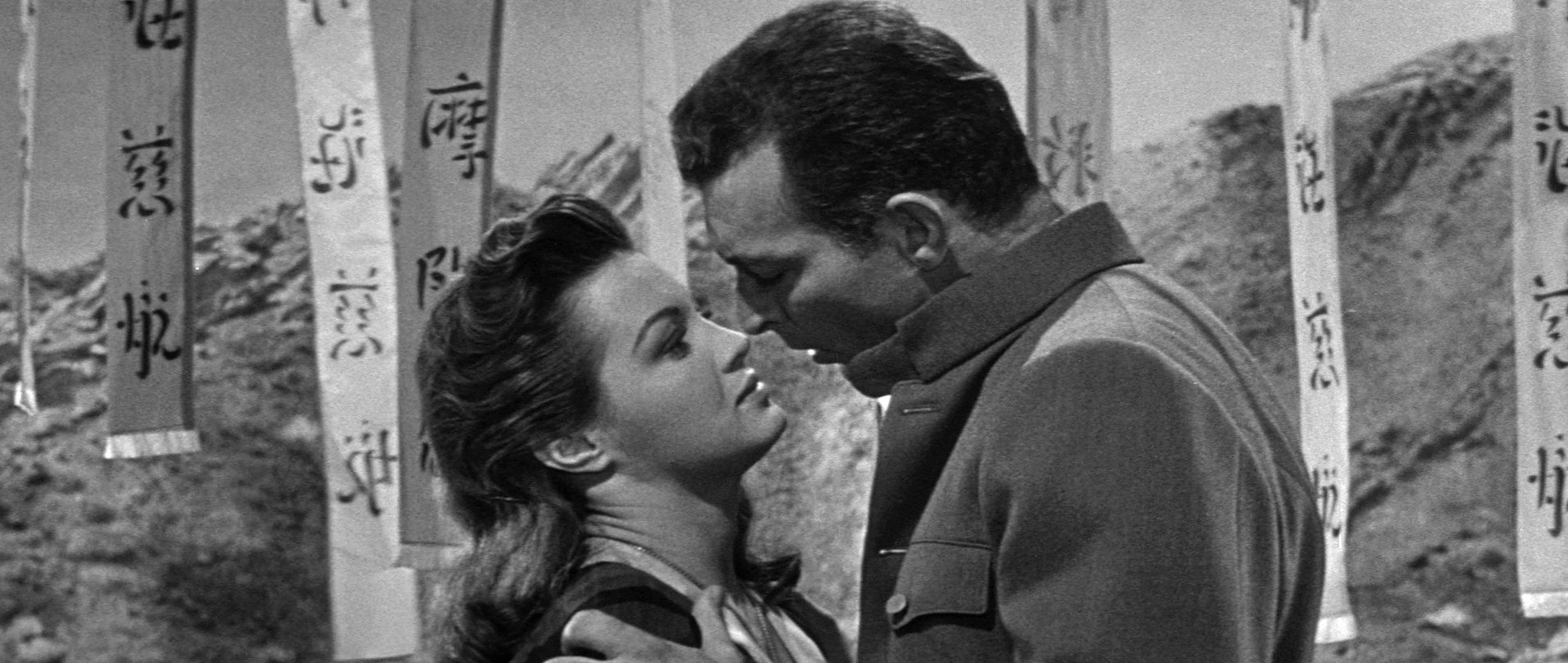 China Gate (1957) —  shot,  lighting