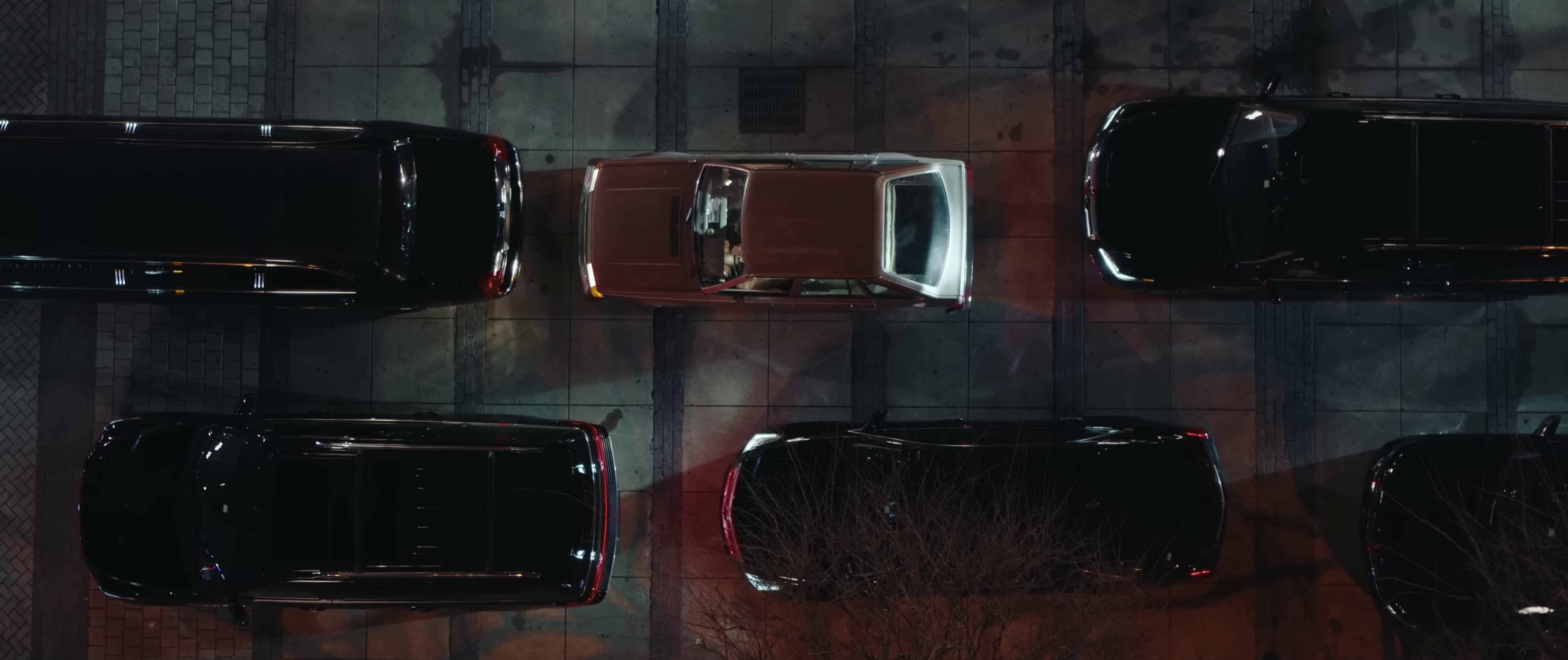 Motto (2023) —  shot,  lighting