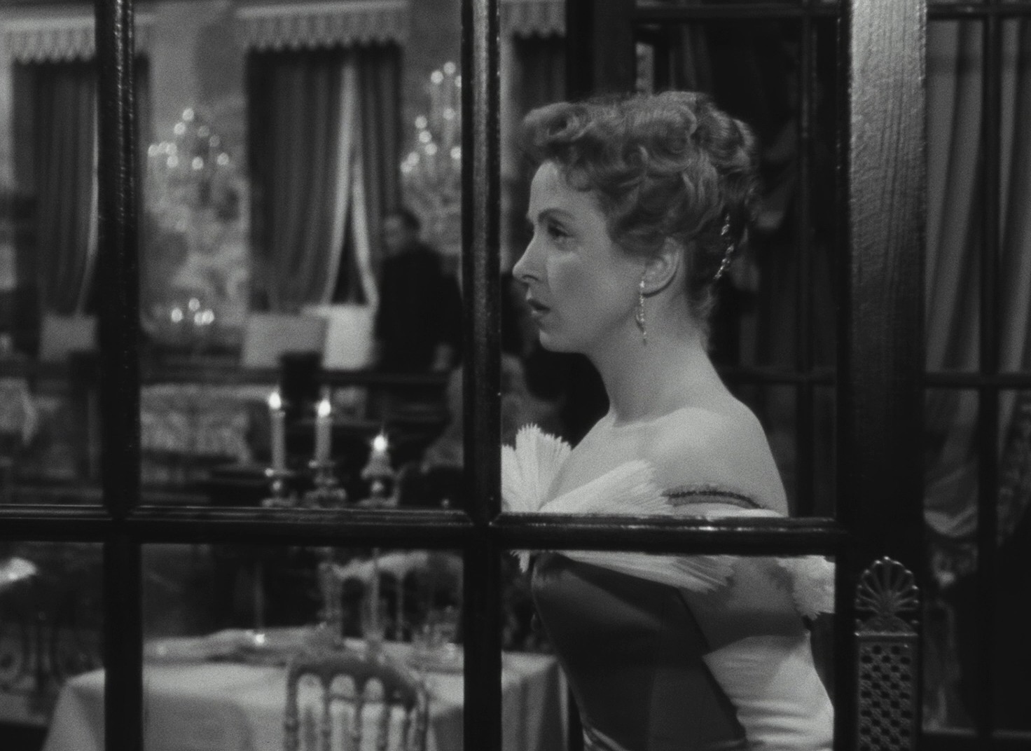 The Earrings of Madame De... (1953) —  shot,  lighting
