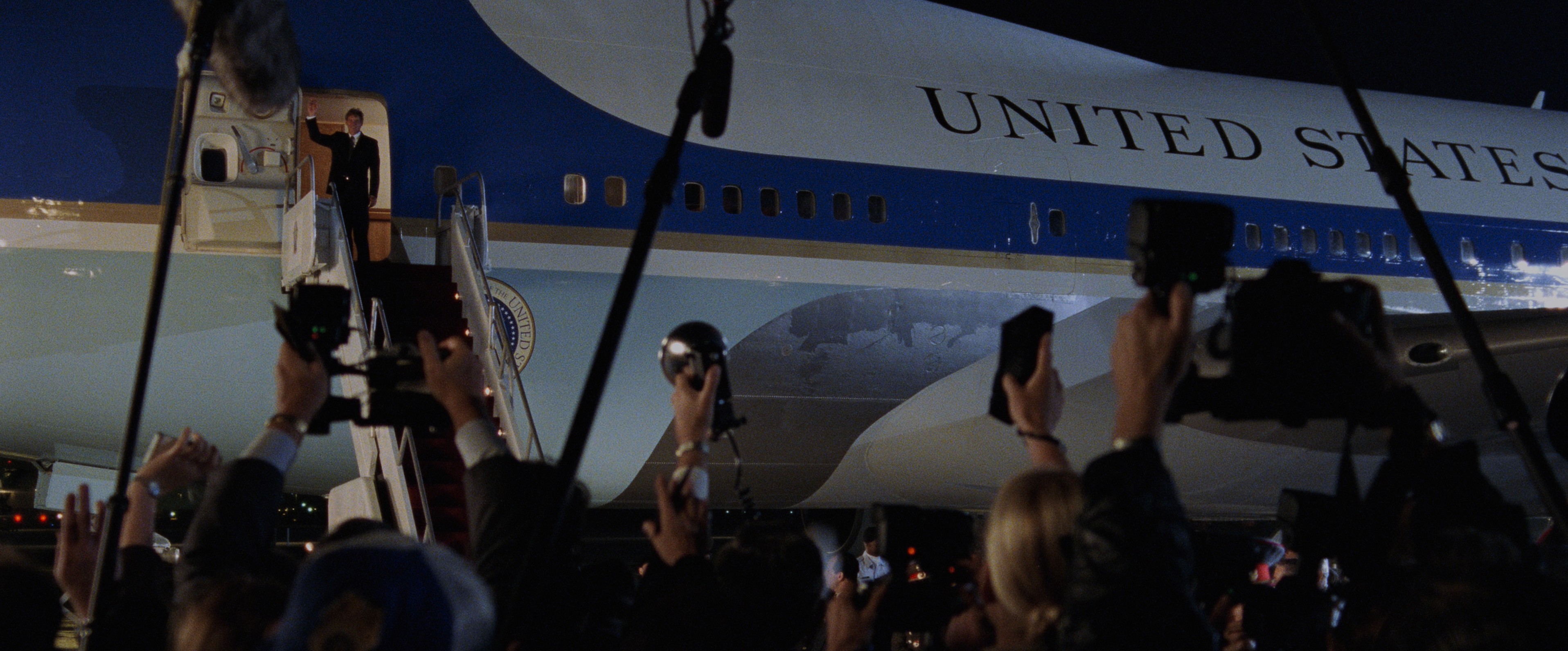 Air Force One (1997) —  shot,  lighting