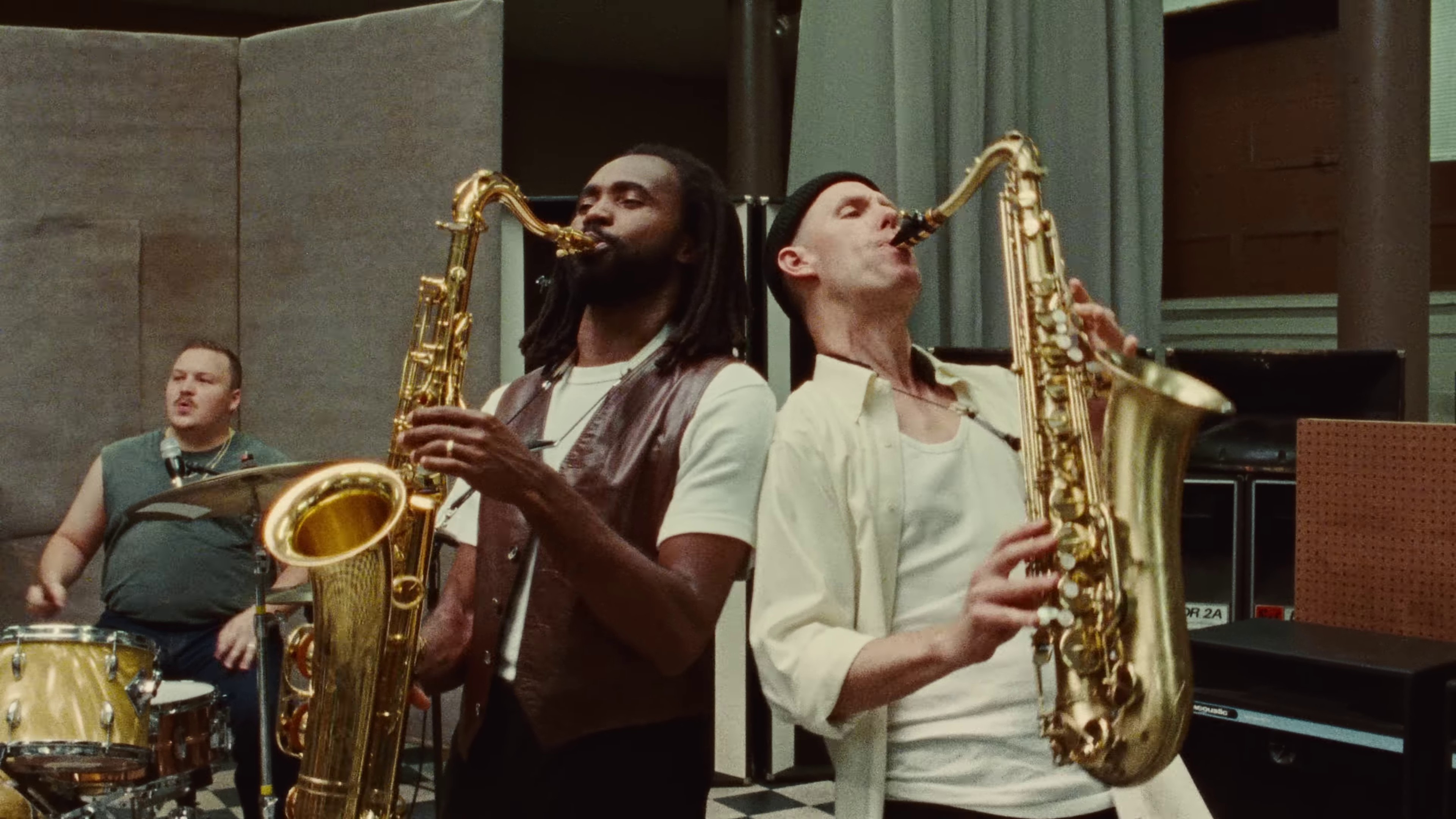 Modern Girl (2023) —  shot,  lighting