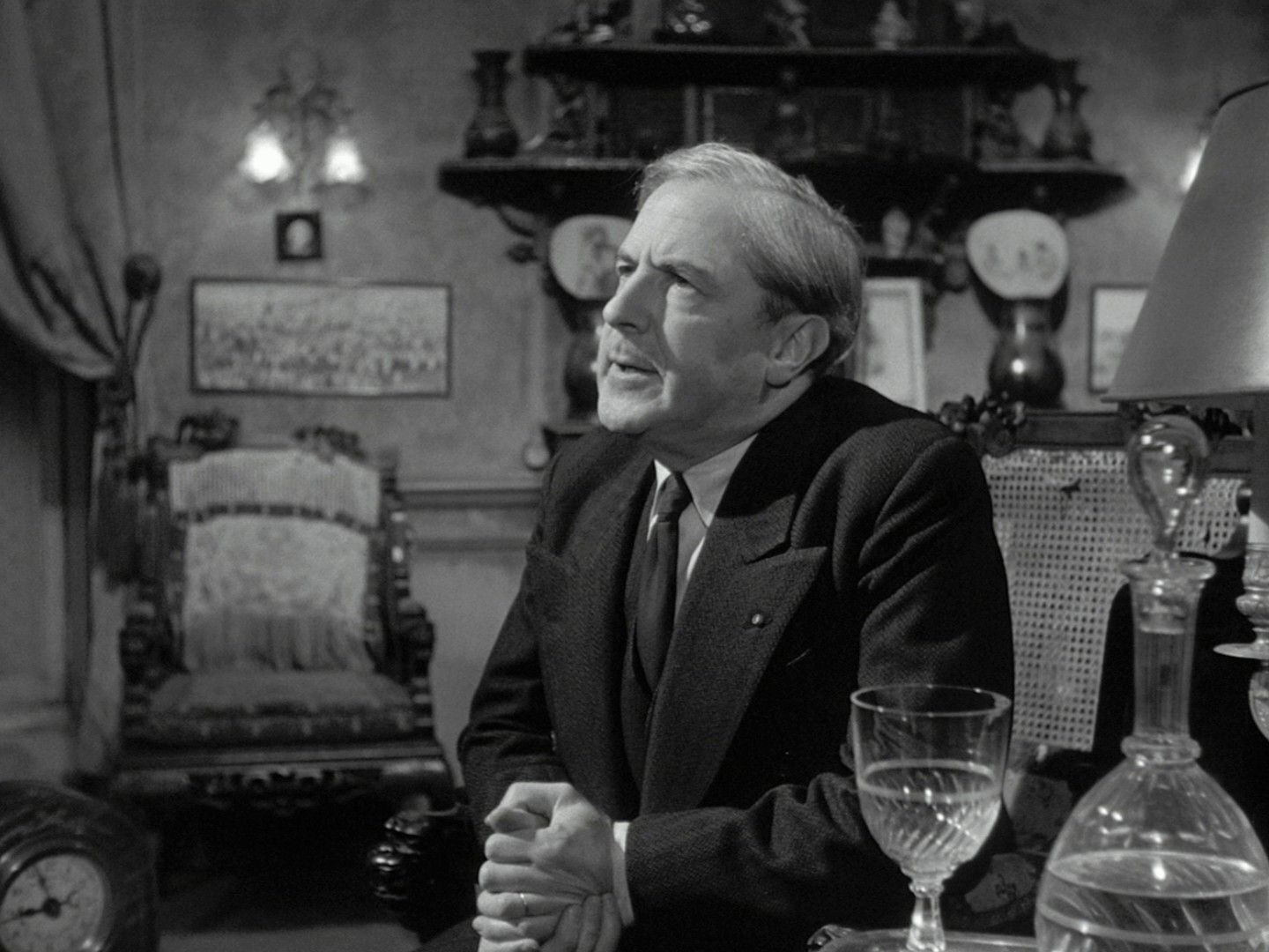 Le dossier noir (1955) —  shot,  lighting