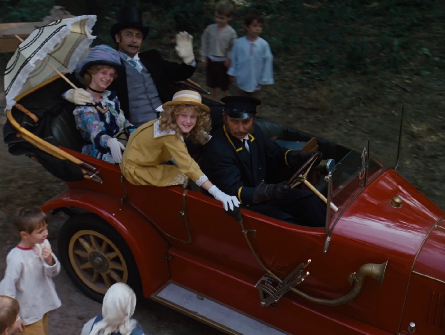 The Millennial Bee (1984) —  shot,  lighting