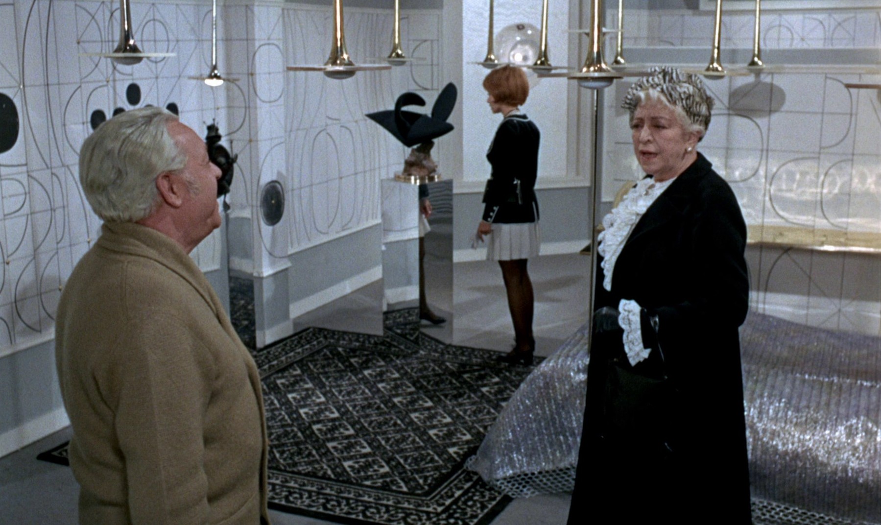 Leontine (1968) —  shot,  lighting