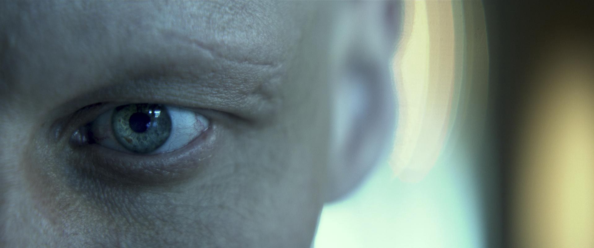 3 Days to Kill (2014) —  shot,  lighting