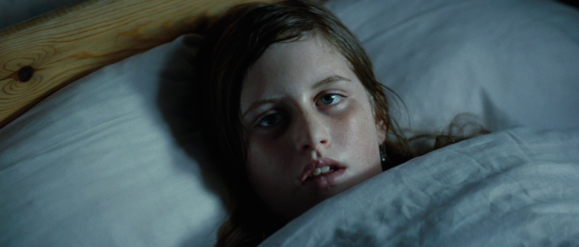 Outside Satan (2011) —  shot,  lighting