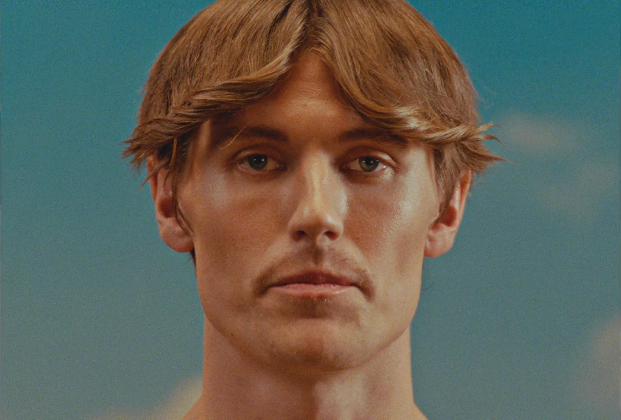 ESTRID "Very Lagom Razor" (2024) —  shot,  lighting