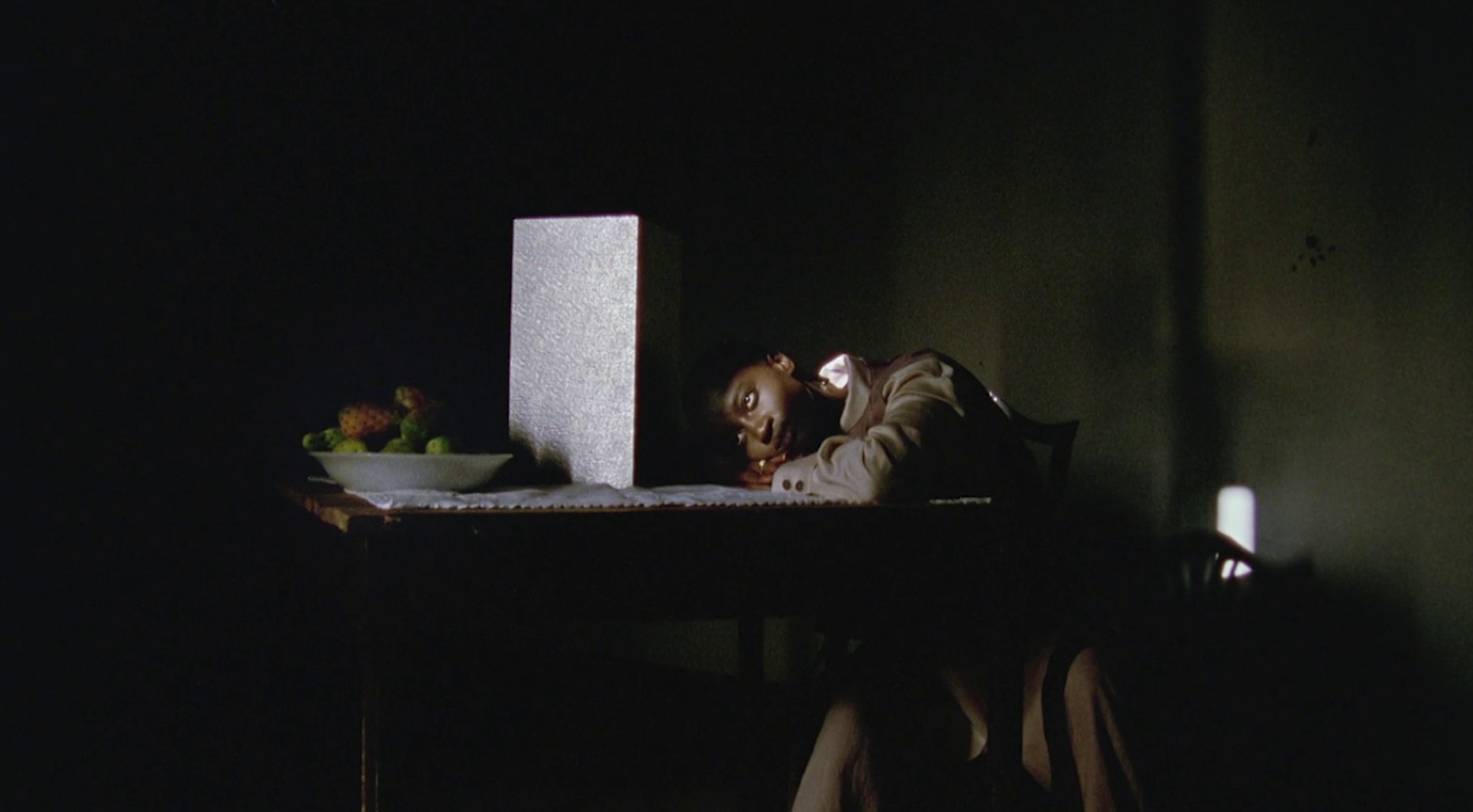 Benjamin Benmoyal SS22 (2021) —  shot,  lighting