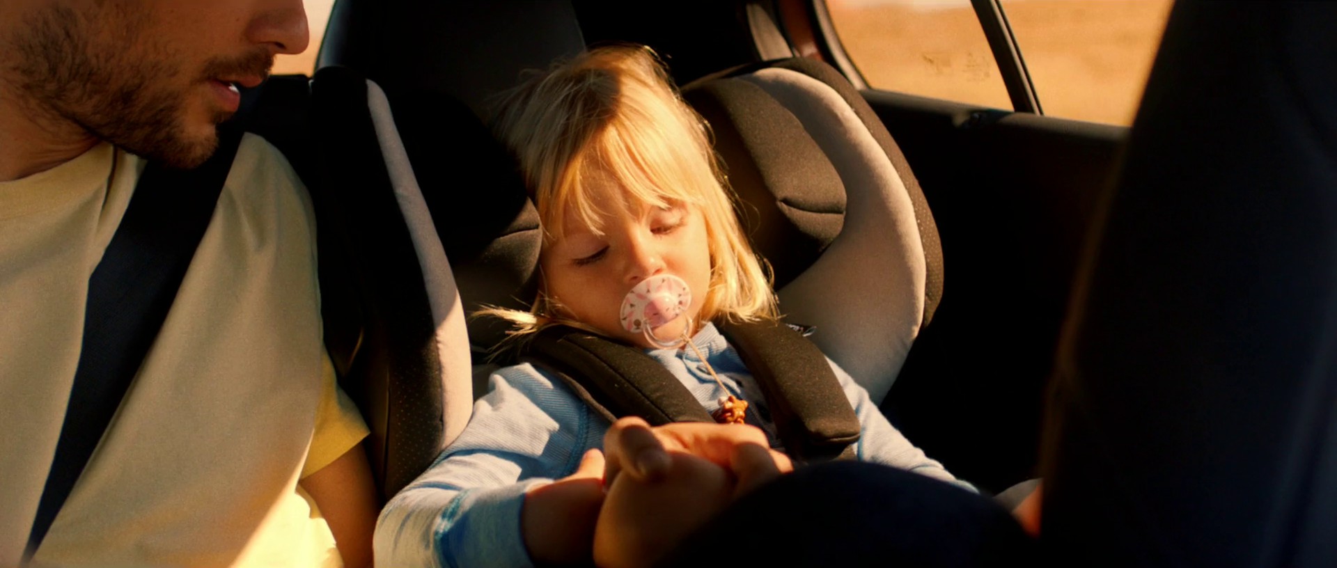 Grow up: “Start a family” – Mercedes-Benz original (2017) —  shot,  lighting