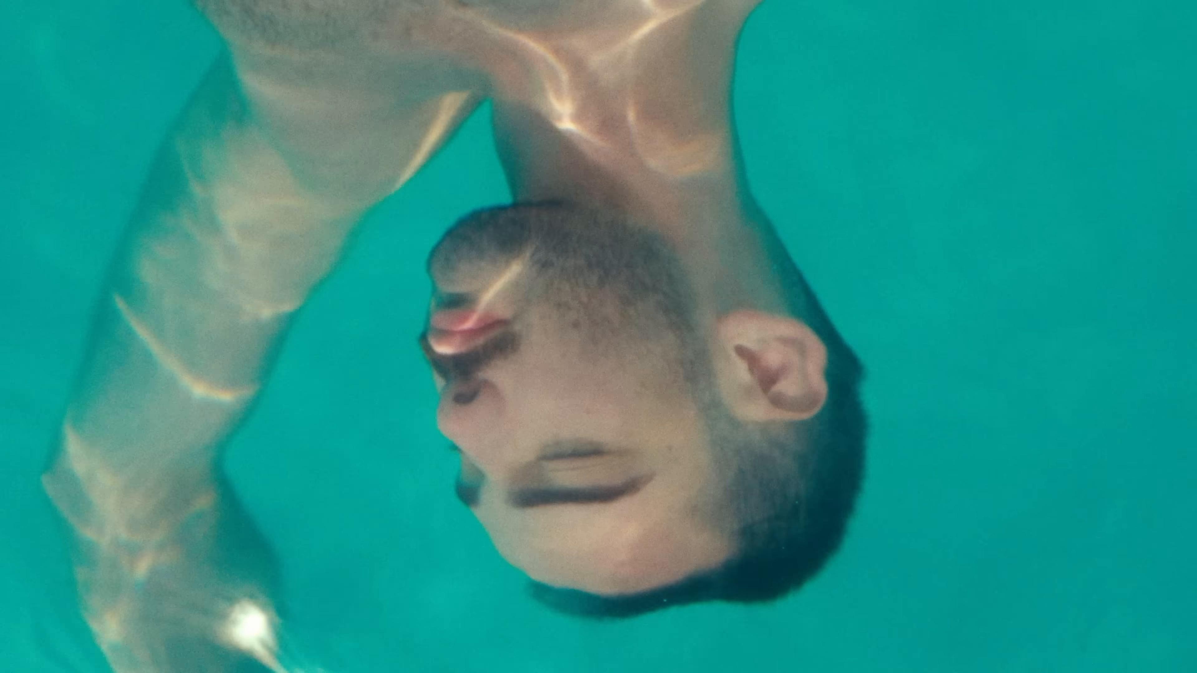 Parfum Orange (2024) —  shot,  lighting