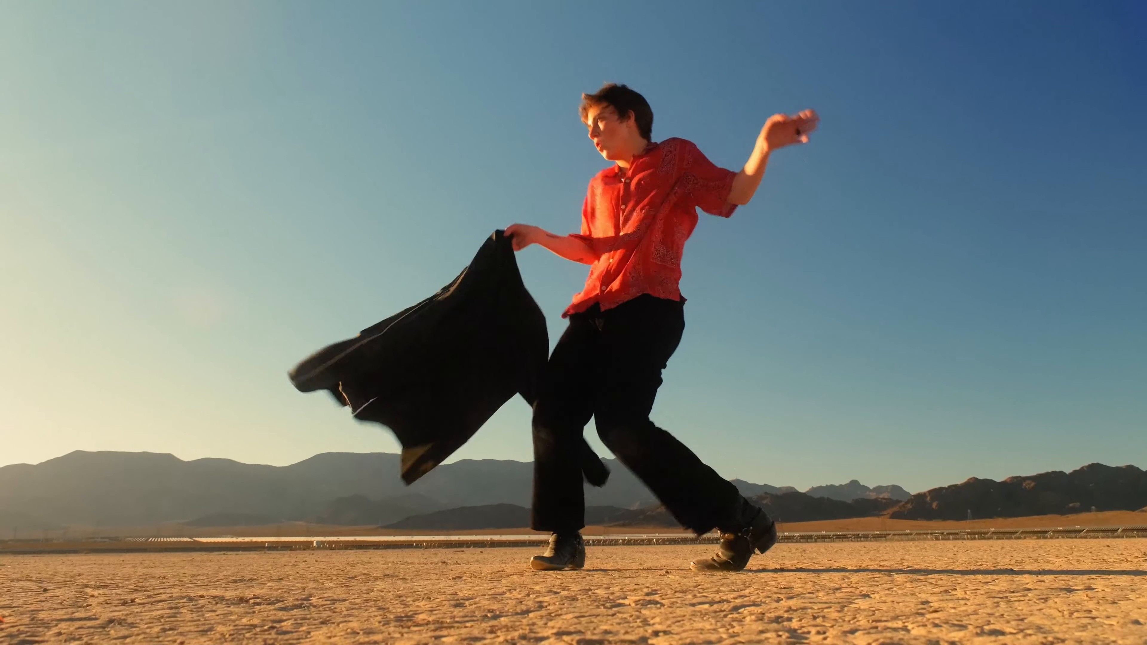 Sinderella (2025) —  shot,  lighting