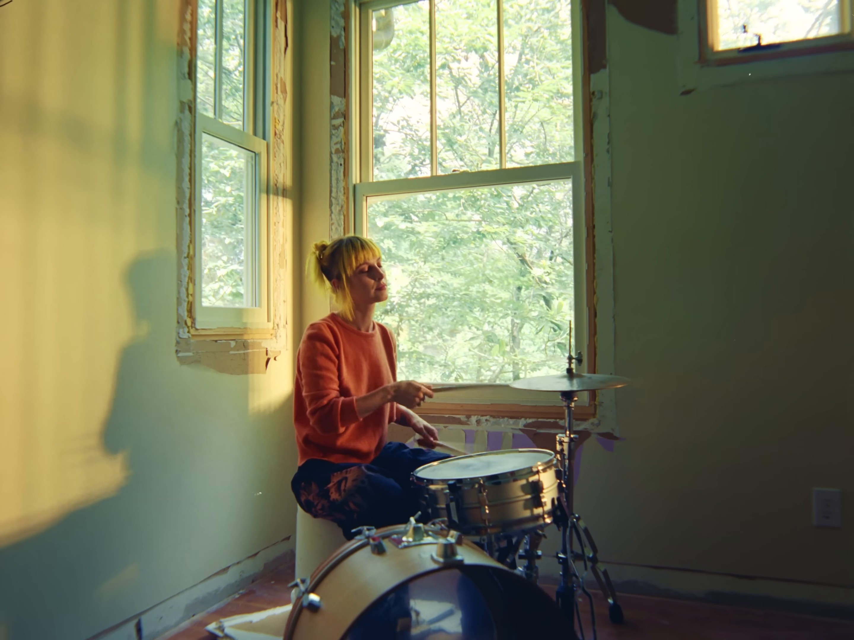 Glum (2025) —  shot,  lighting