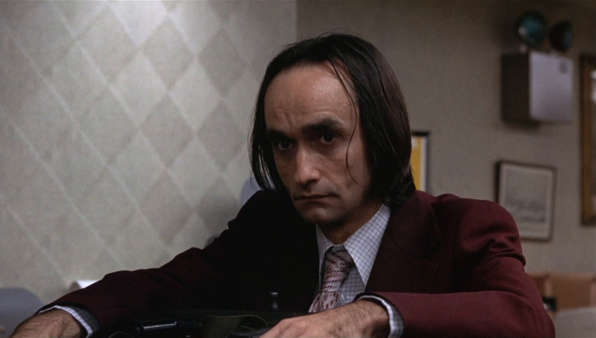 Dog Day Afternoon (1976) —  shot,  lighting