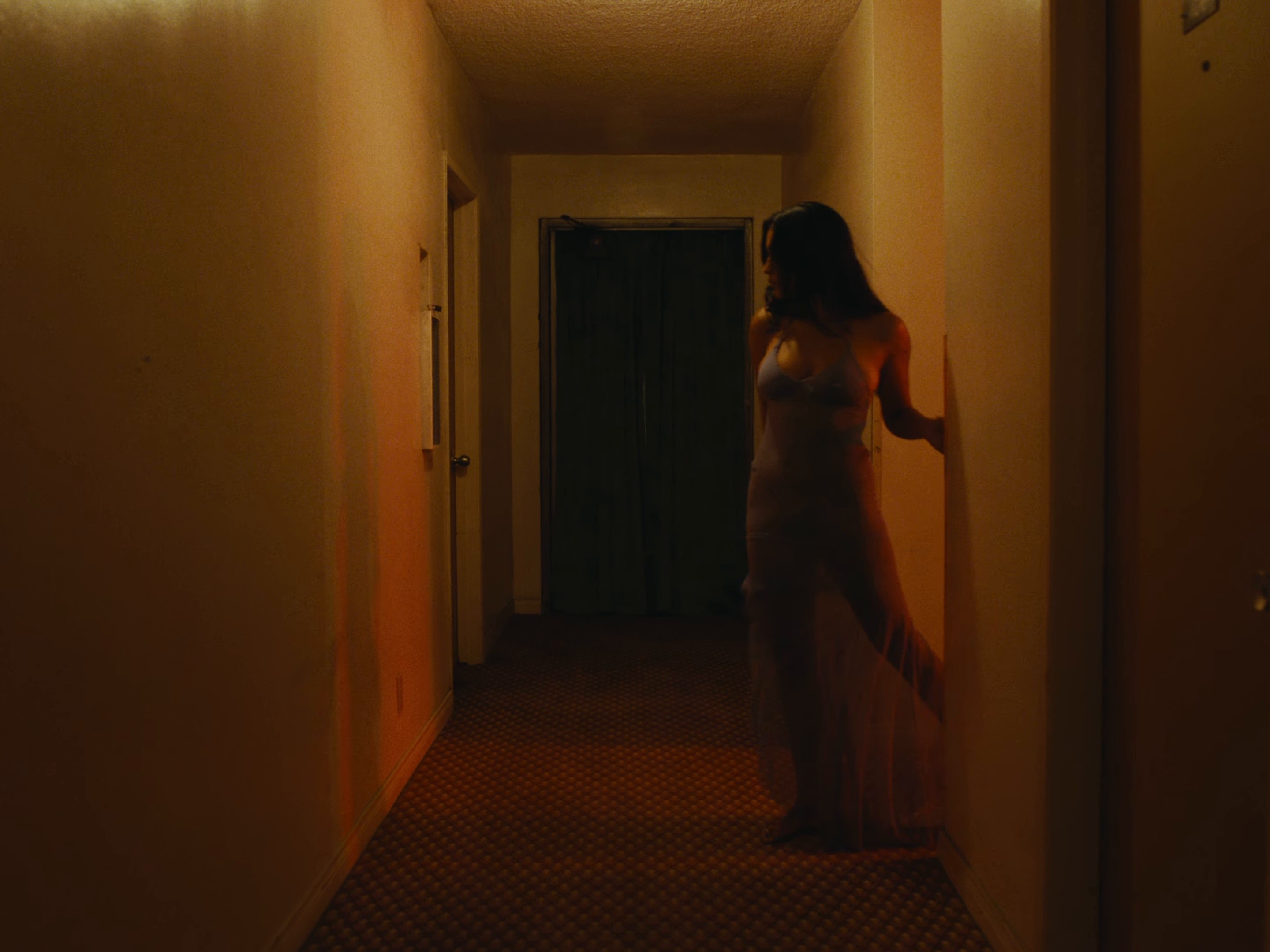 Sirena (2024) —  shot,  lighting