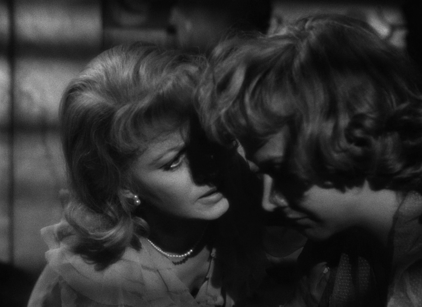 A Streetcar Named Desire (1951) —  shot,  lighting