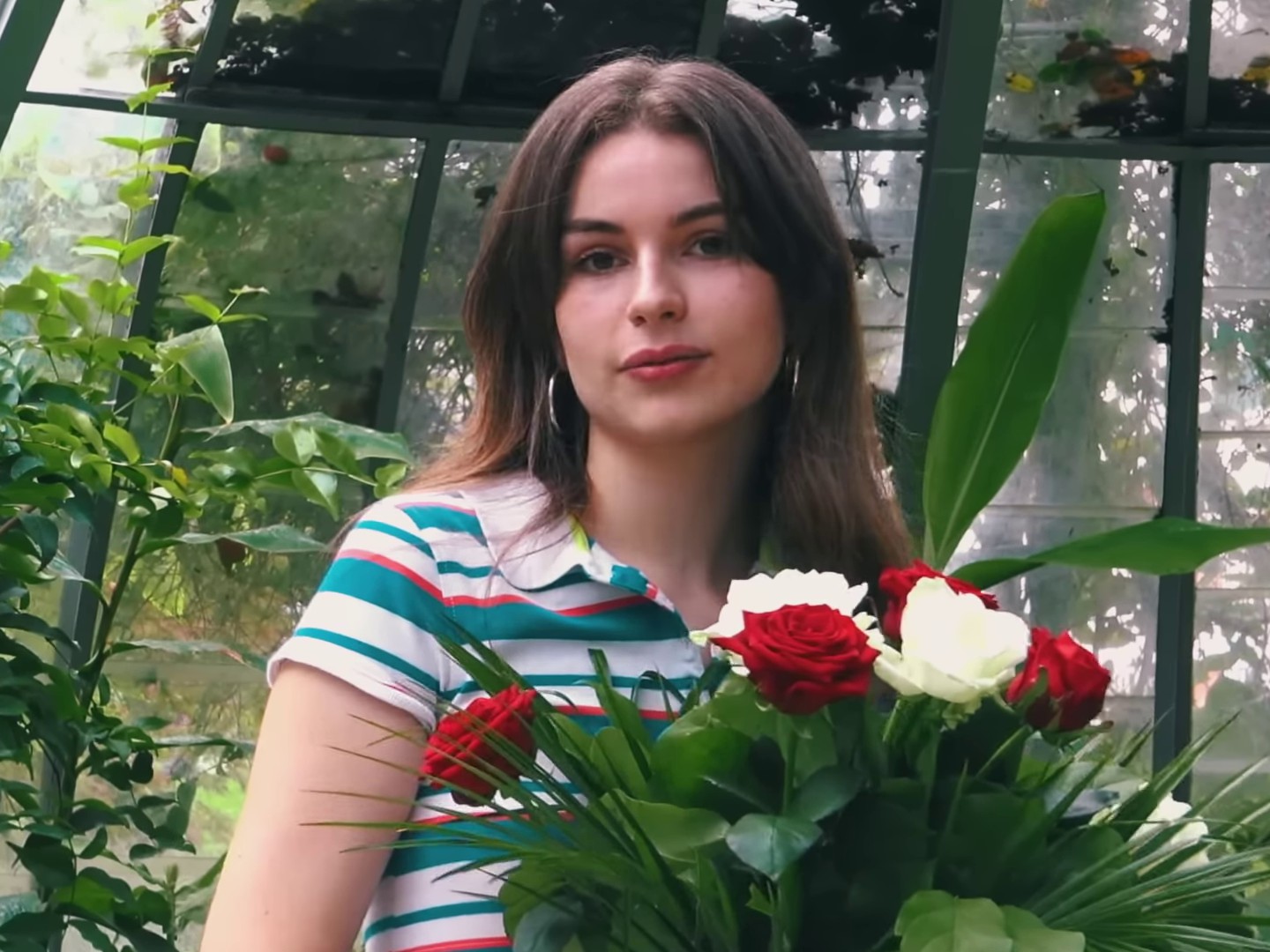 C'est drôle (2023) —  shot,  lighting