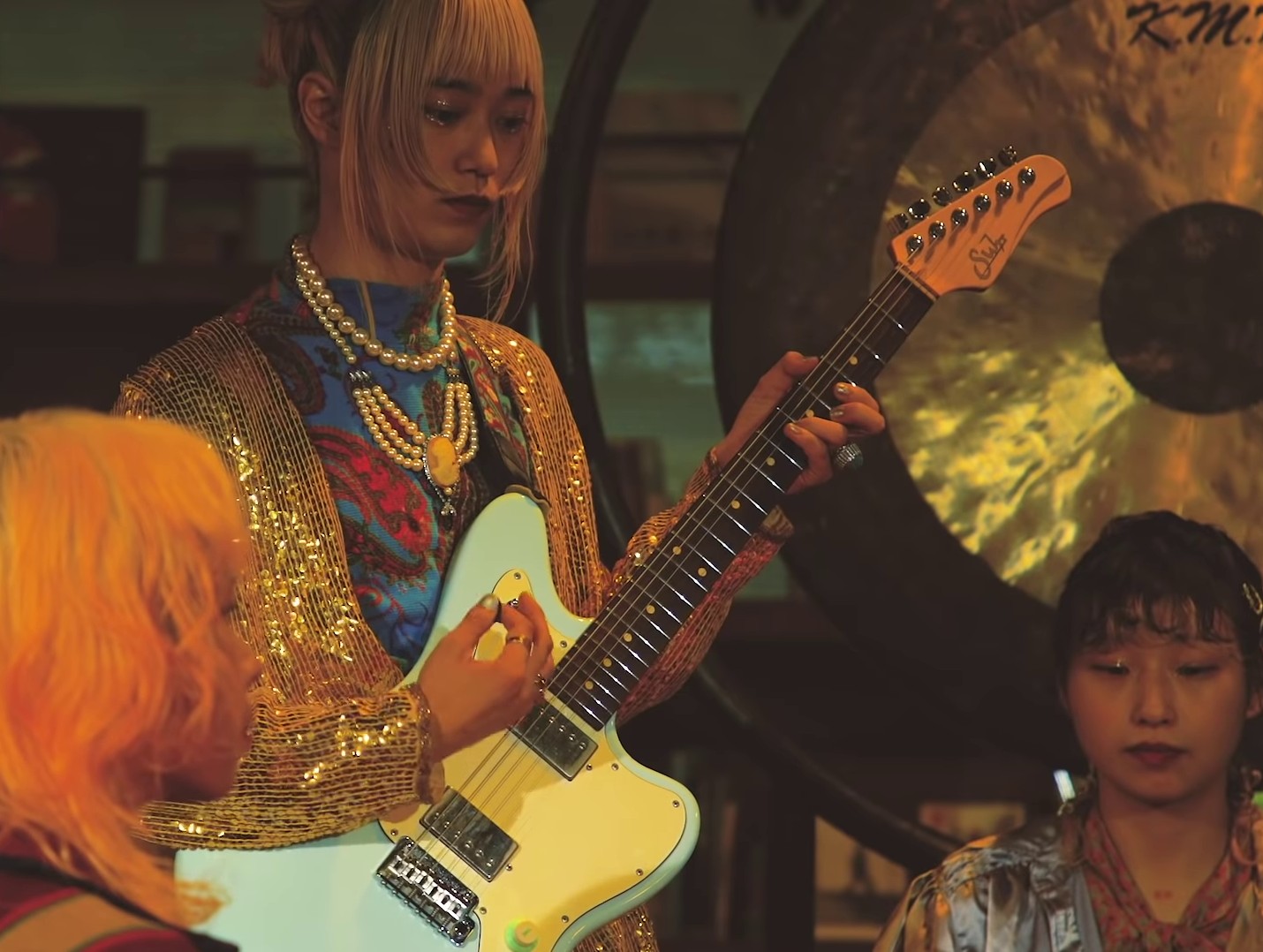 Wo ai ni (2020) —  shot,  lighting