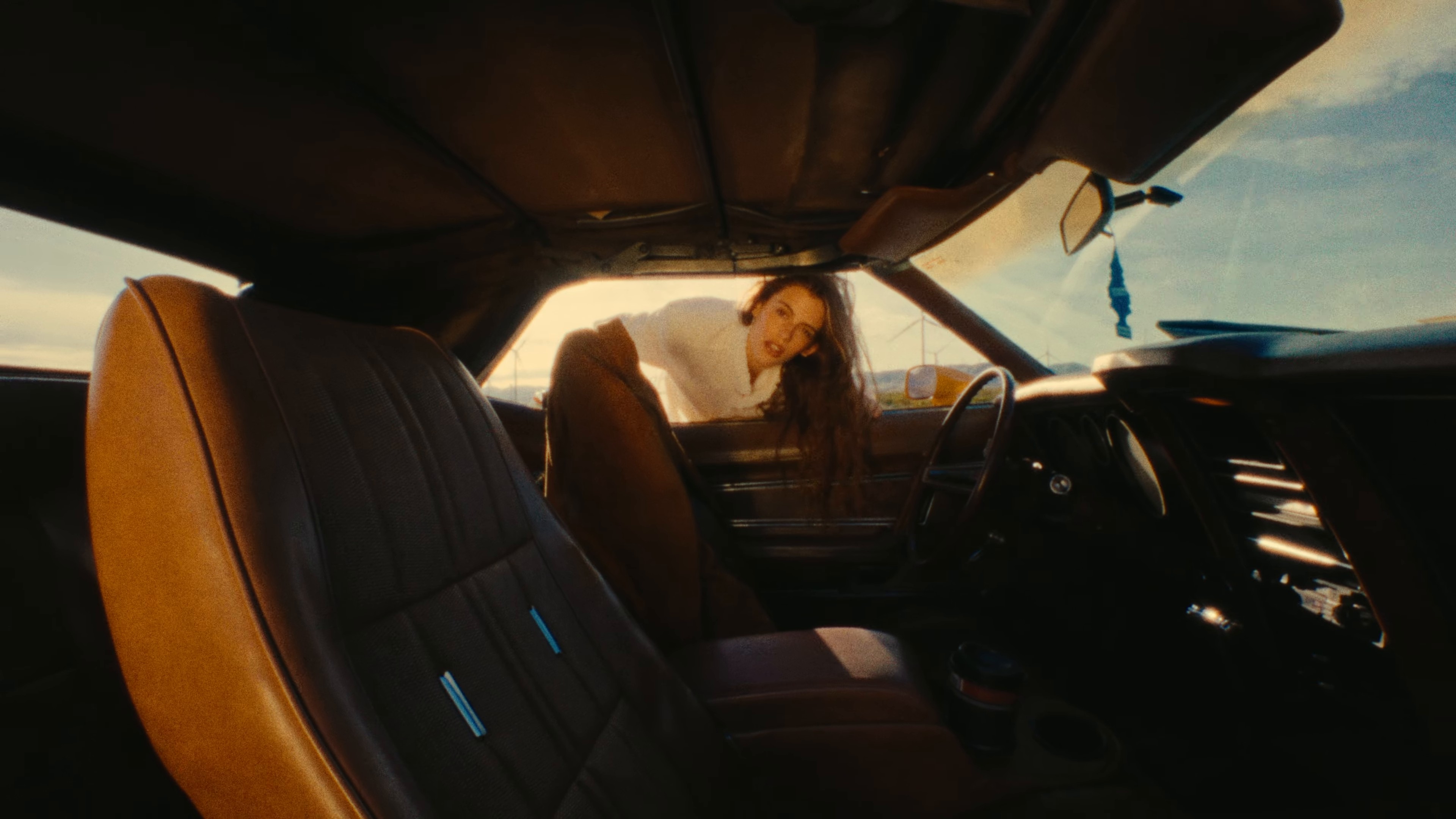 Abejas a la Miel (2024) —  shot,  lighting