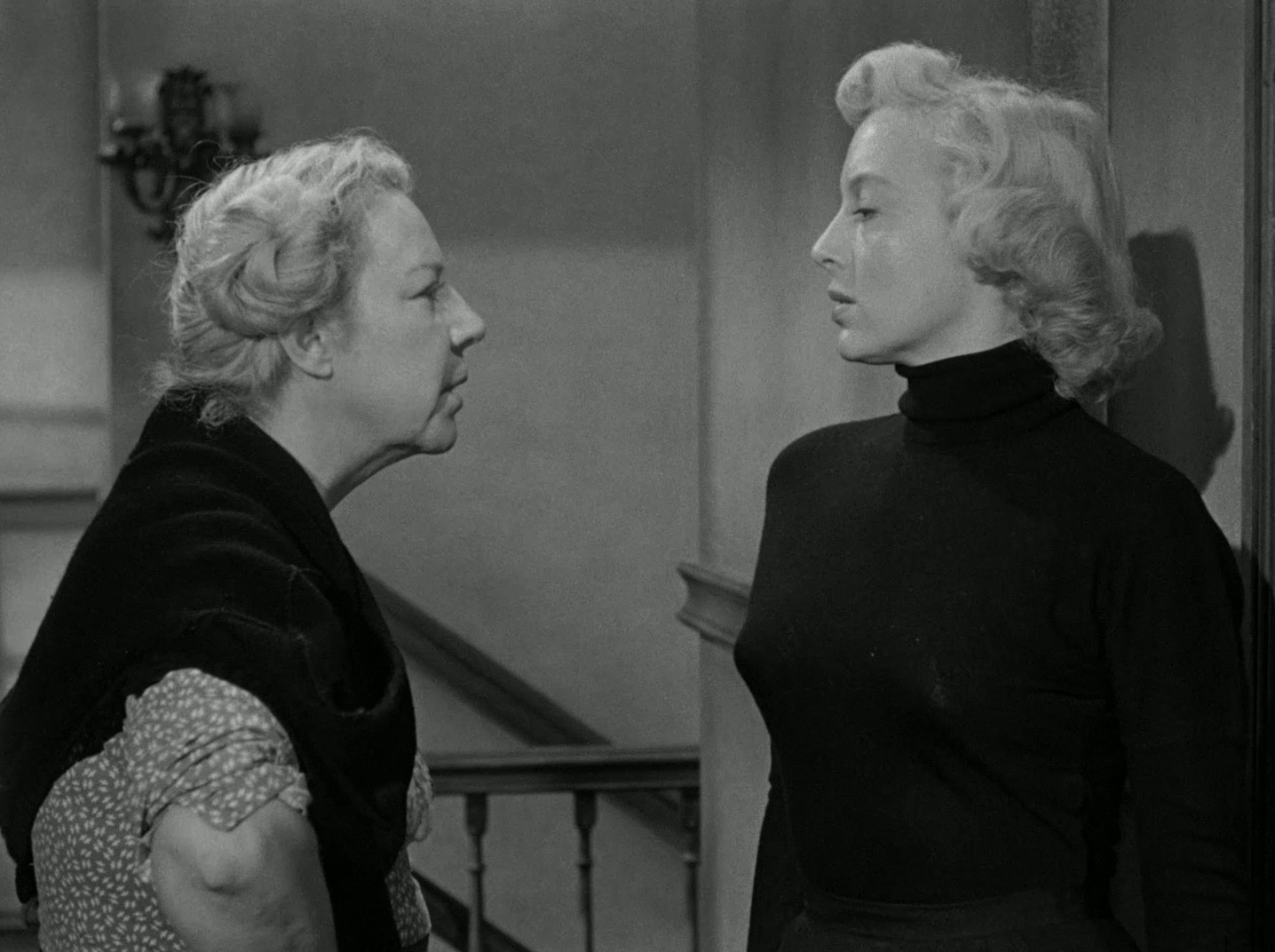 The Killer That Stalked New York (1950) —  shot,  lighting