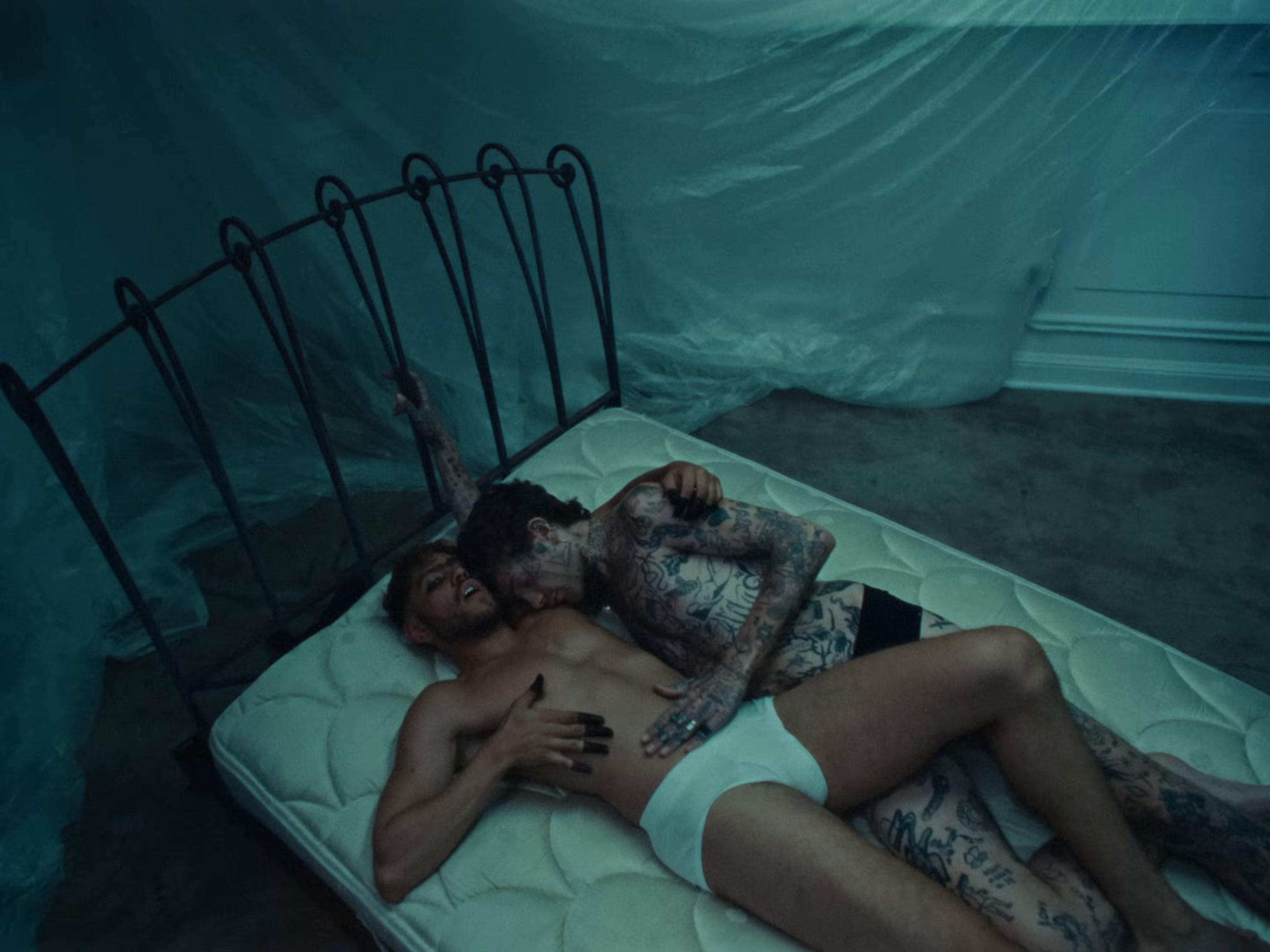 Brujería (2025) —  shot,  lighting