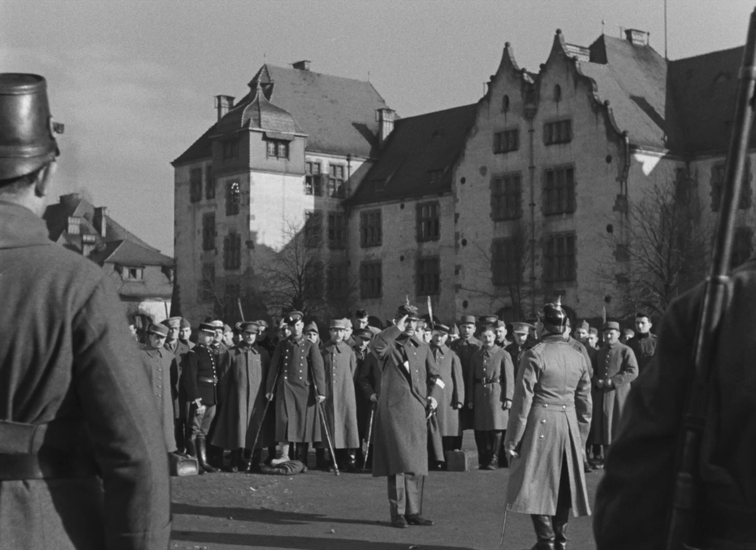 La Grande Illusion (1937) —  shot,  lighting