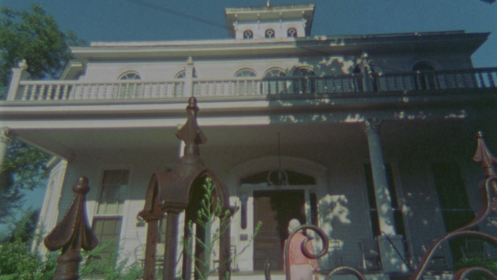 Don't Hang Up (1974) —  shot,  lighting