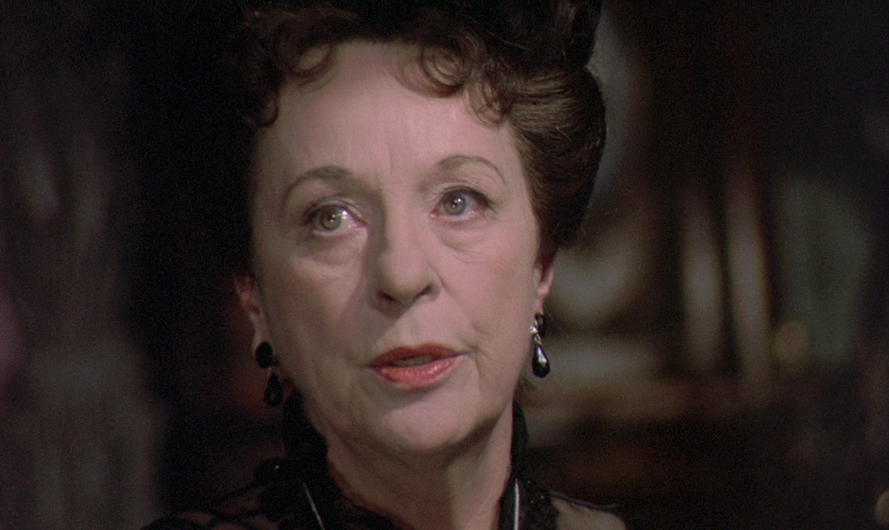 Hands of the Ripper (1971) —  shot,  lighting